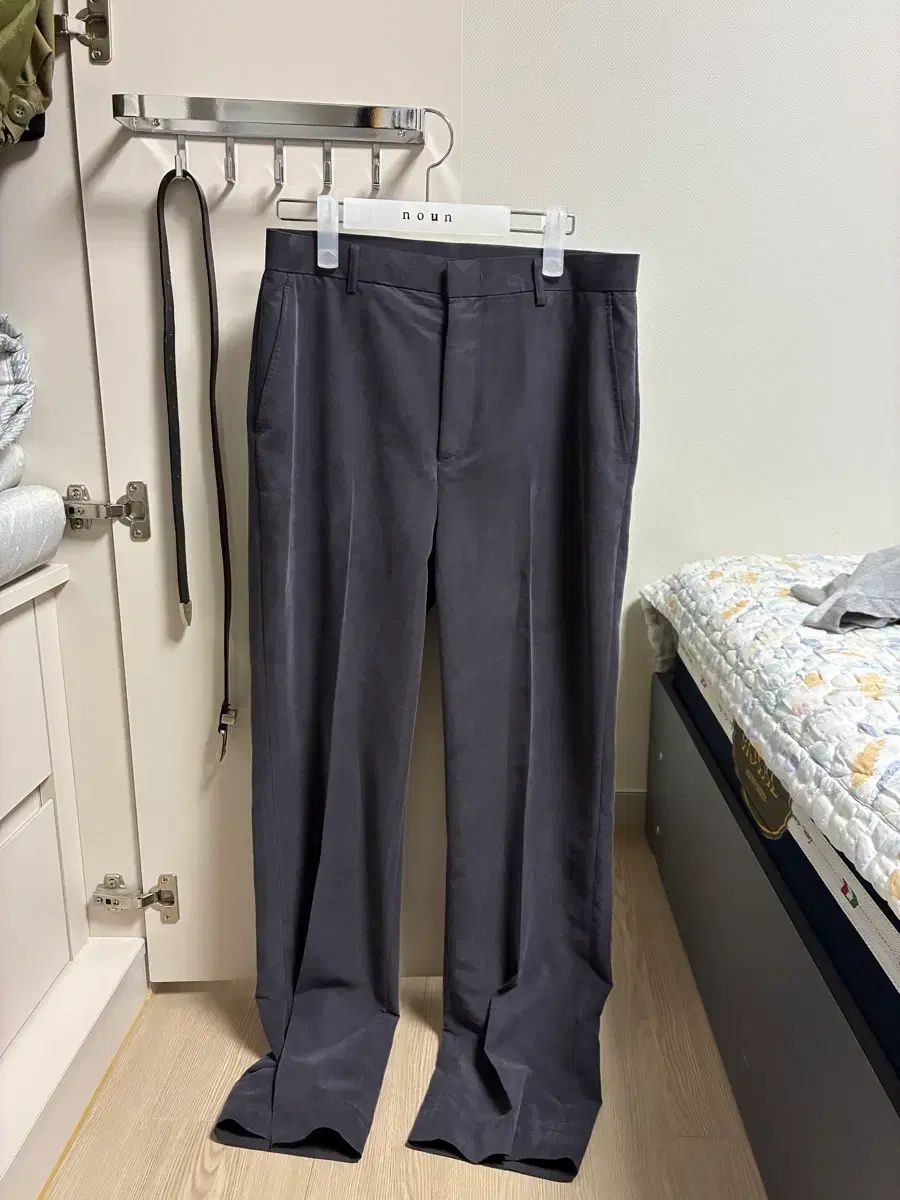 KANGJUNGSEOK hira スラックス