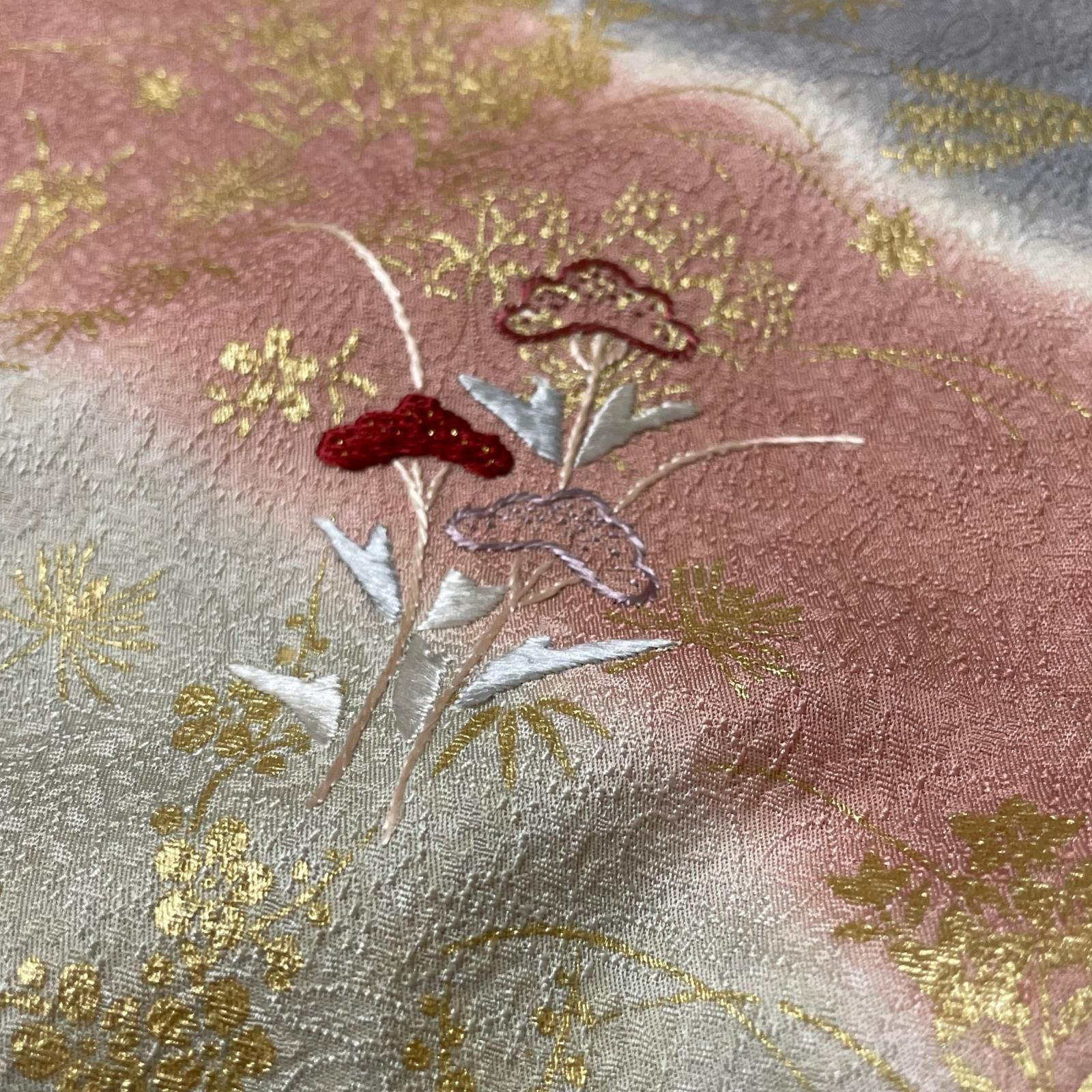 付下げ 暈し染 金彩 刺繍の花模様 着物 正絹 X-3734 - メルカリ