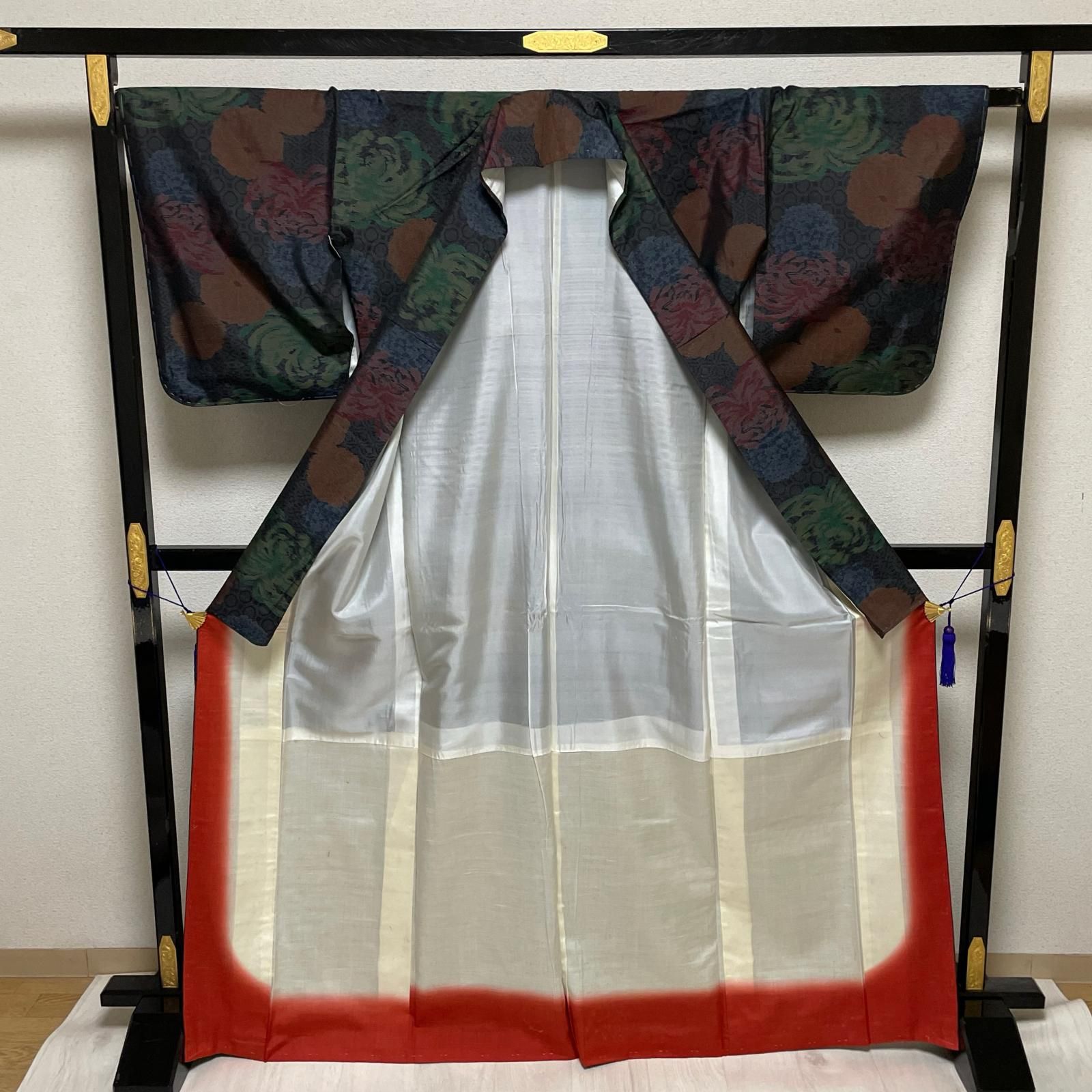 本場大島紬 トールサイズ 鮮やかな菊 着物 正絹 X-3739 - メルカリ