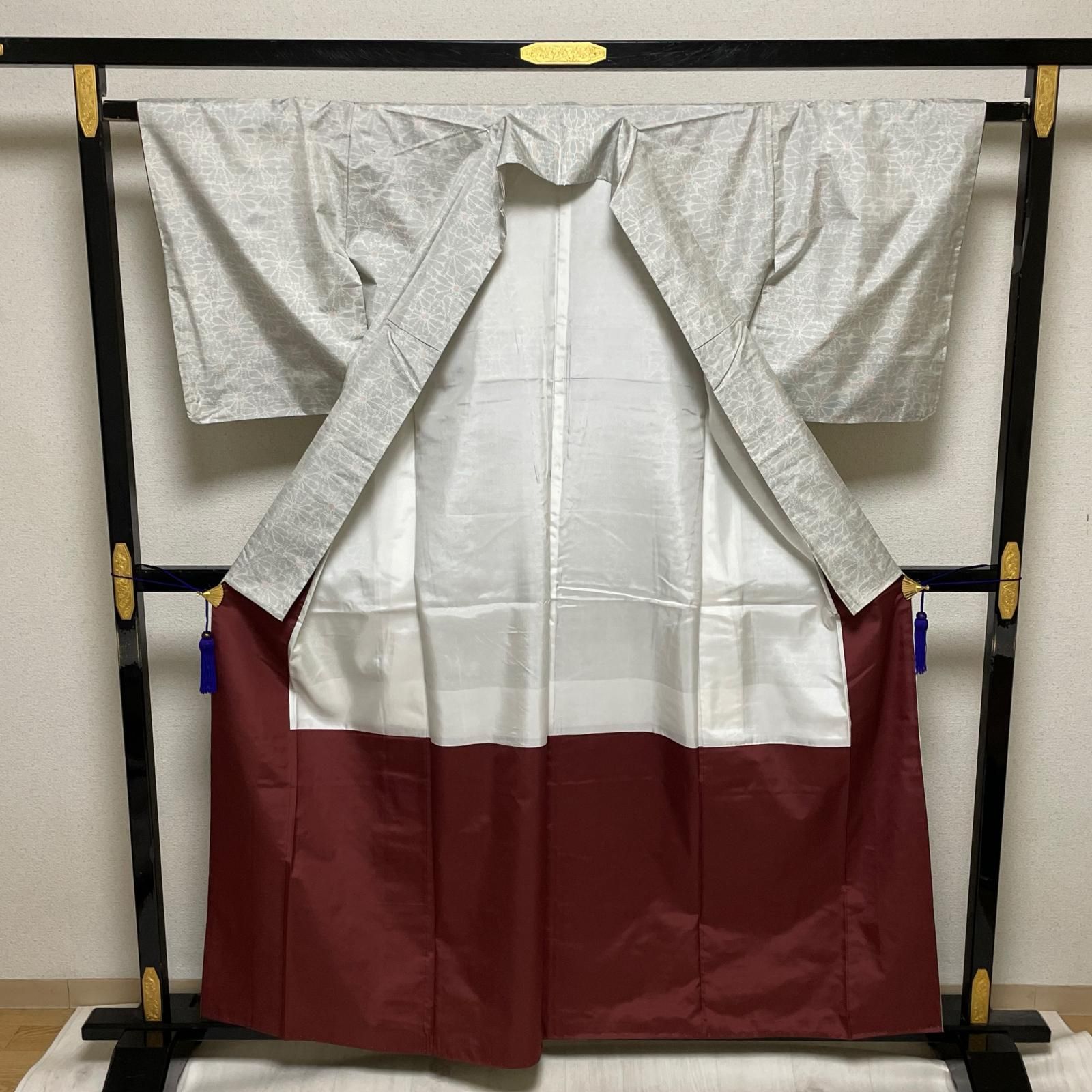 本場大島紬 白大島紬 菊尽くし 証紙付き 着物 正絹 X-3815 - メルカリ