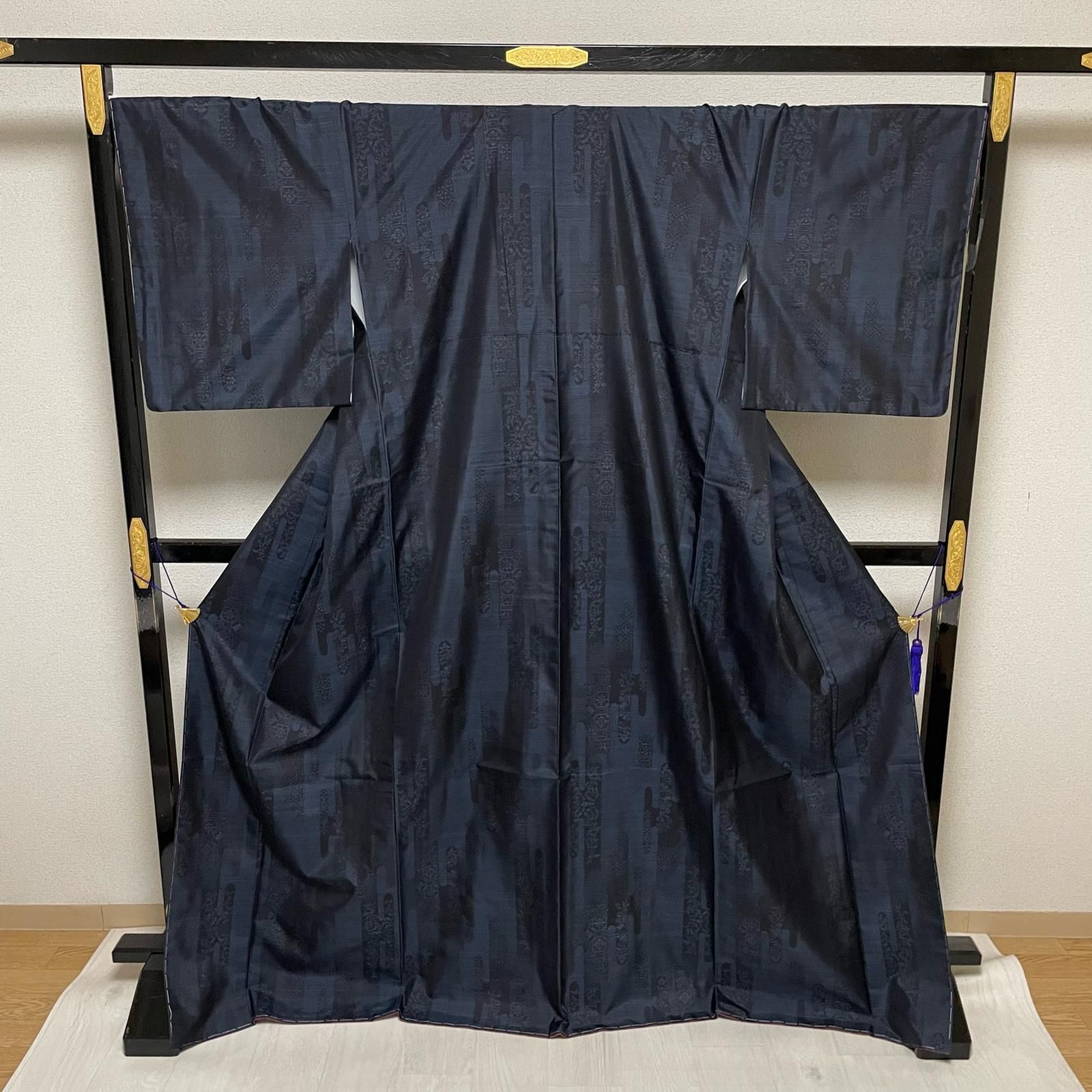 さが美誂え 本場大島紬 裄69.5 トールサイズ 美しい絣柄 着物 正絹 X