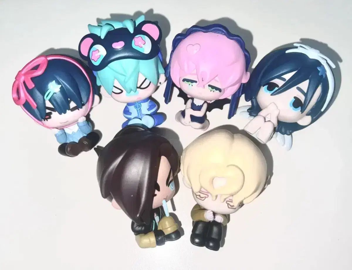 エイステ デコラ フィギュア 出品