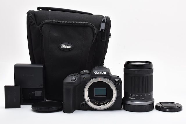 ＜美品＞ Canon ミラーレス一眼カメラ EOS R10 レンズキット(RF-S18-150)ブラック/APS-C/EOSR10-18150ISSTMLK