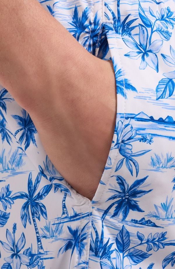 ブガッチ メンズ 水着 ハーフパンツ・ショーツ プリント Bugatchi Kai Tropical Print Swim Trunks Classic Blue ブルー