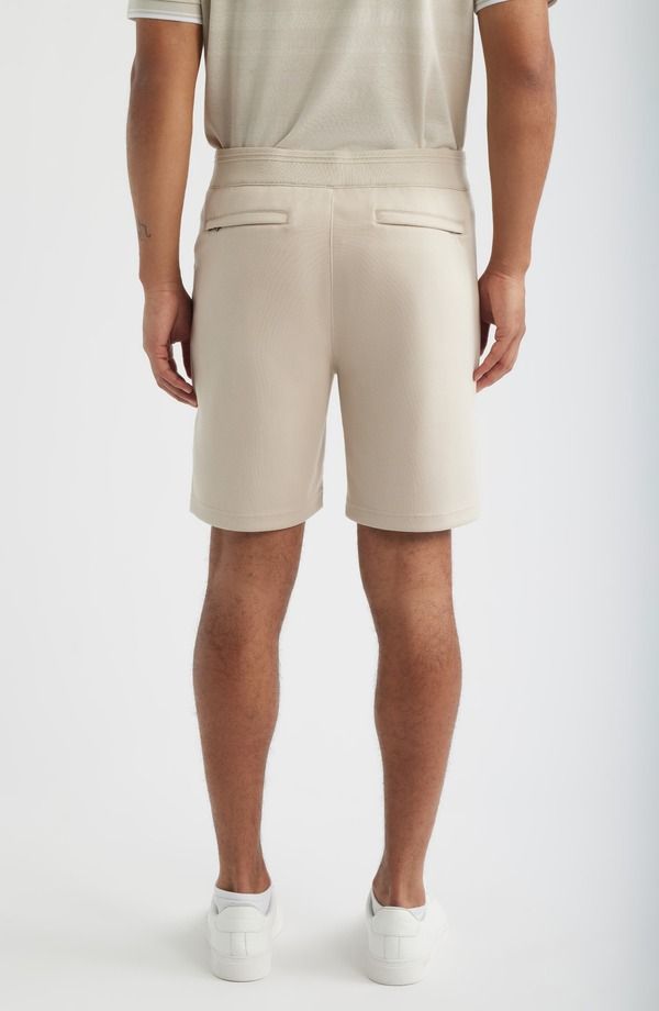 ブガッチ メンズ ボトムス ハーフパンツ・ショーツ ショートパンツ Bugatchi Softouch Pintuck Shorts Almond ブガッチ メンズ ボトムス ハーフパンツ・ショーツ ショートパンツ Bugatchi Softouch Pintuck Shorts Almond