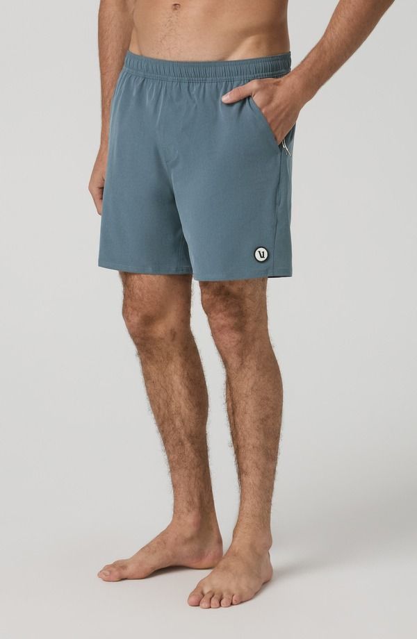 ビュオーリ メンズ 水着 ハーフパンツ・ショーツ ショートパンツ Vuori Maverick Lined Hybrid Volley Shorts Blue Sea ブルー ビュオーリ メンズ 水着 ハーフパンツ・ショーツ ショートパンツ Vuori Maverick Lined Hybrid Volley Shorts Blue Sea ブルー