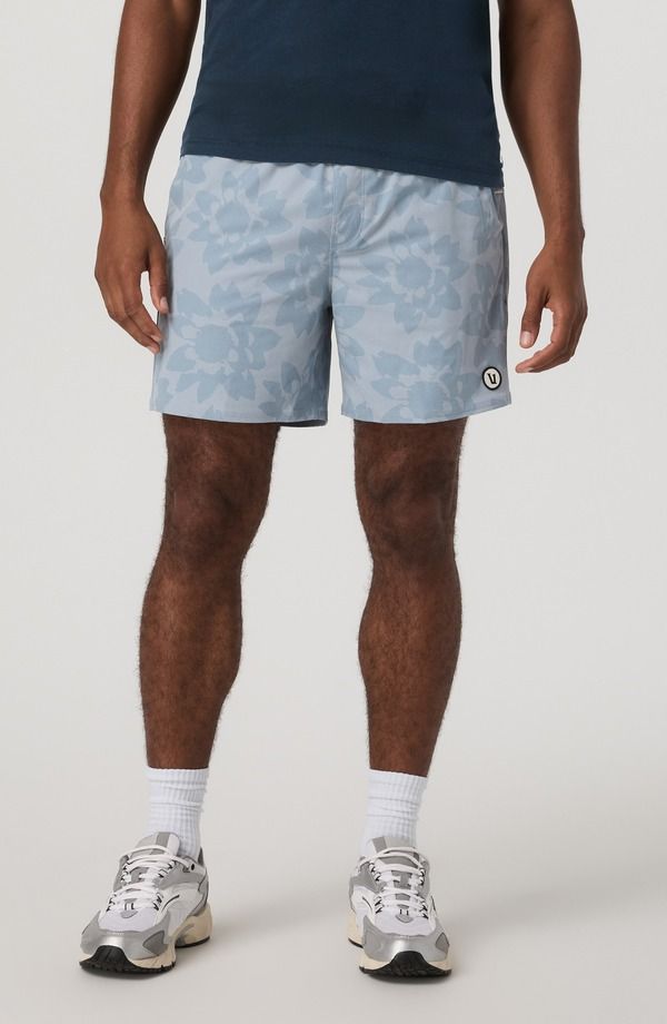 ビュオーリ メンズ 水着 ハーフパンツ・ショーツ ショートパンツ Vuori Maverick Lined Hybrid Volley Shorts Raindrop Sol