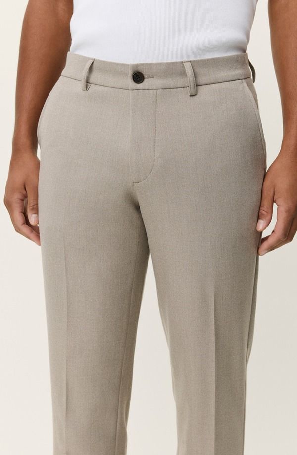 レ ドゥ メンズ ボトムス カジュアルパンツ レギュラーフィット Les Deux Como Regular Fit Flat Front Dress Pants Laurel Oak Sand サン