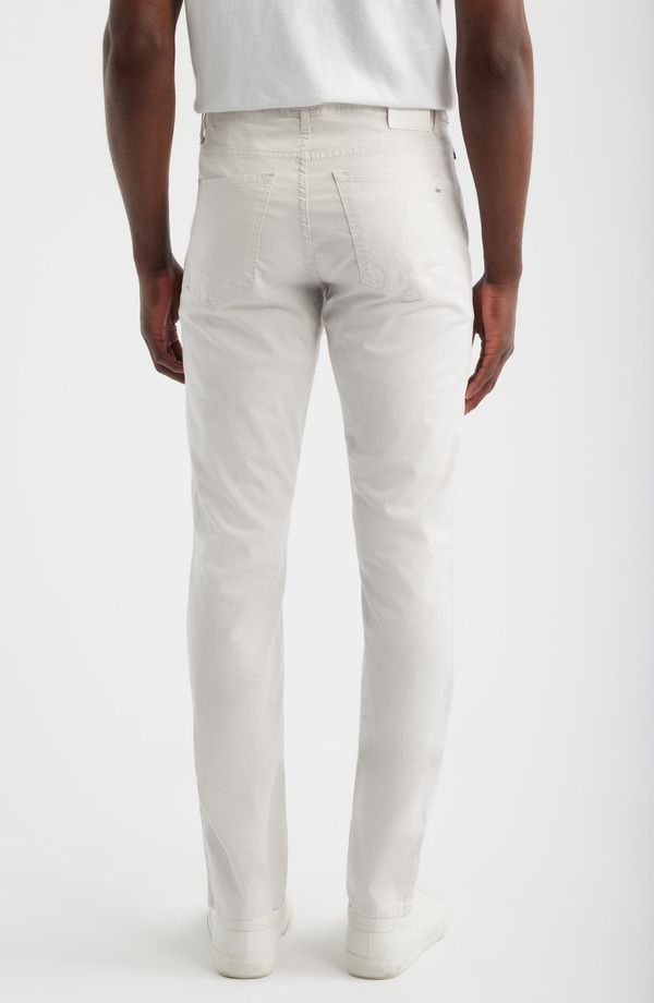 ブラックス メンズ ボトムス カジュアルパンツ Brax Chuck U Modern Fit FivePocket Pantsand サンド