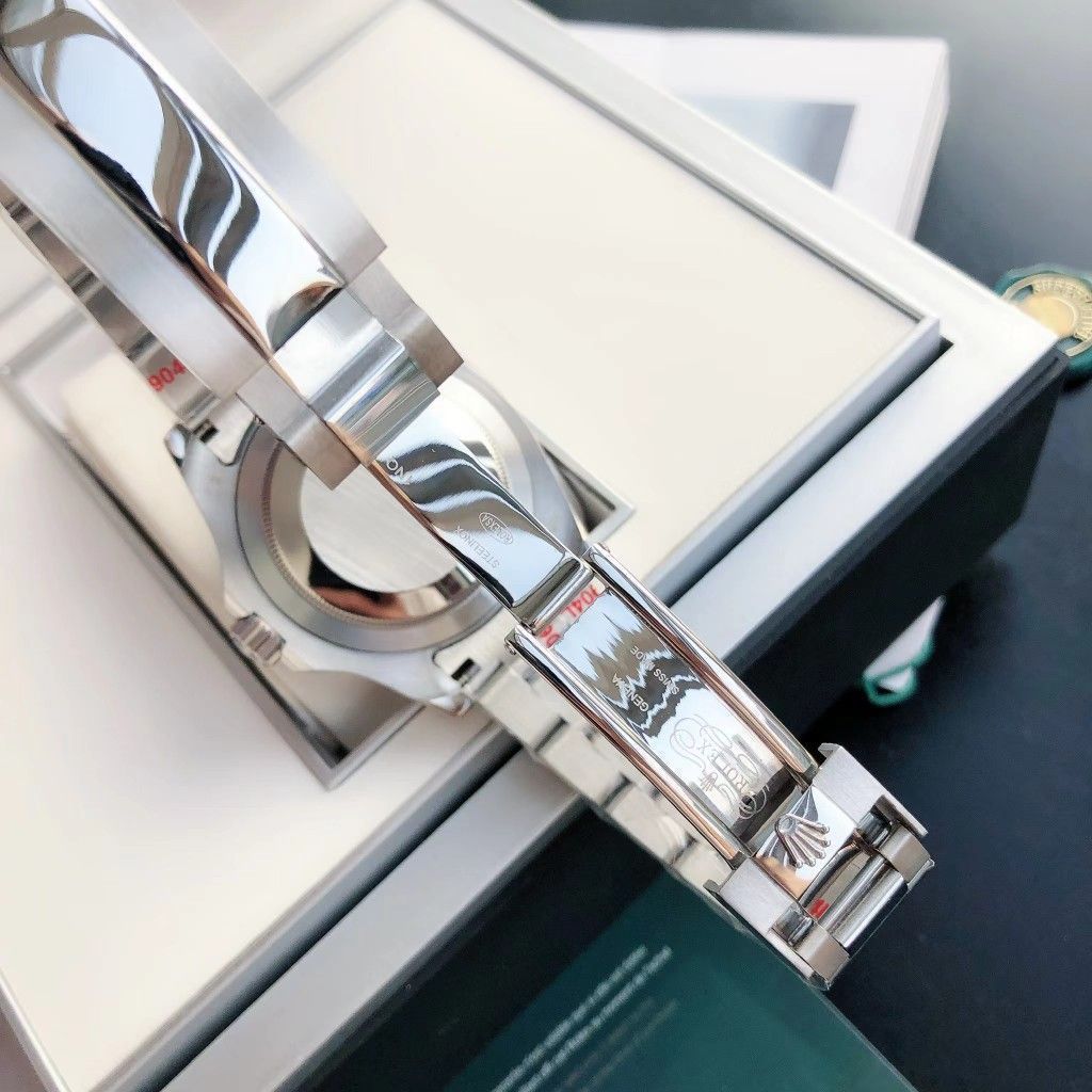 47今すぐ購入へようこそ! ！ROLEX未使用です ヨット用高級時計です50｜本日限定特価｜新品未使用