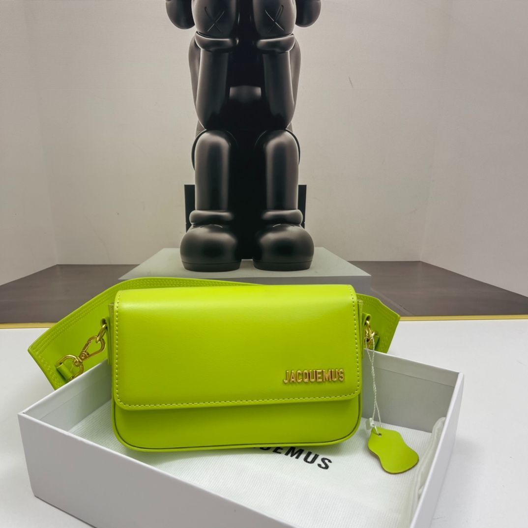 JACQUEMUS ル・シアントゥール ベルトバッグ ? 19×13×3.5cm [本日特価|新品未使用品]
