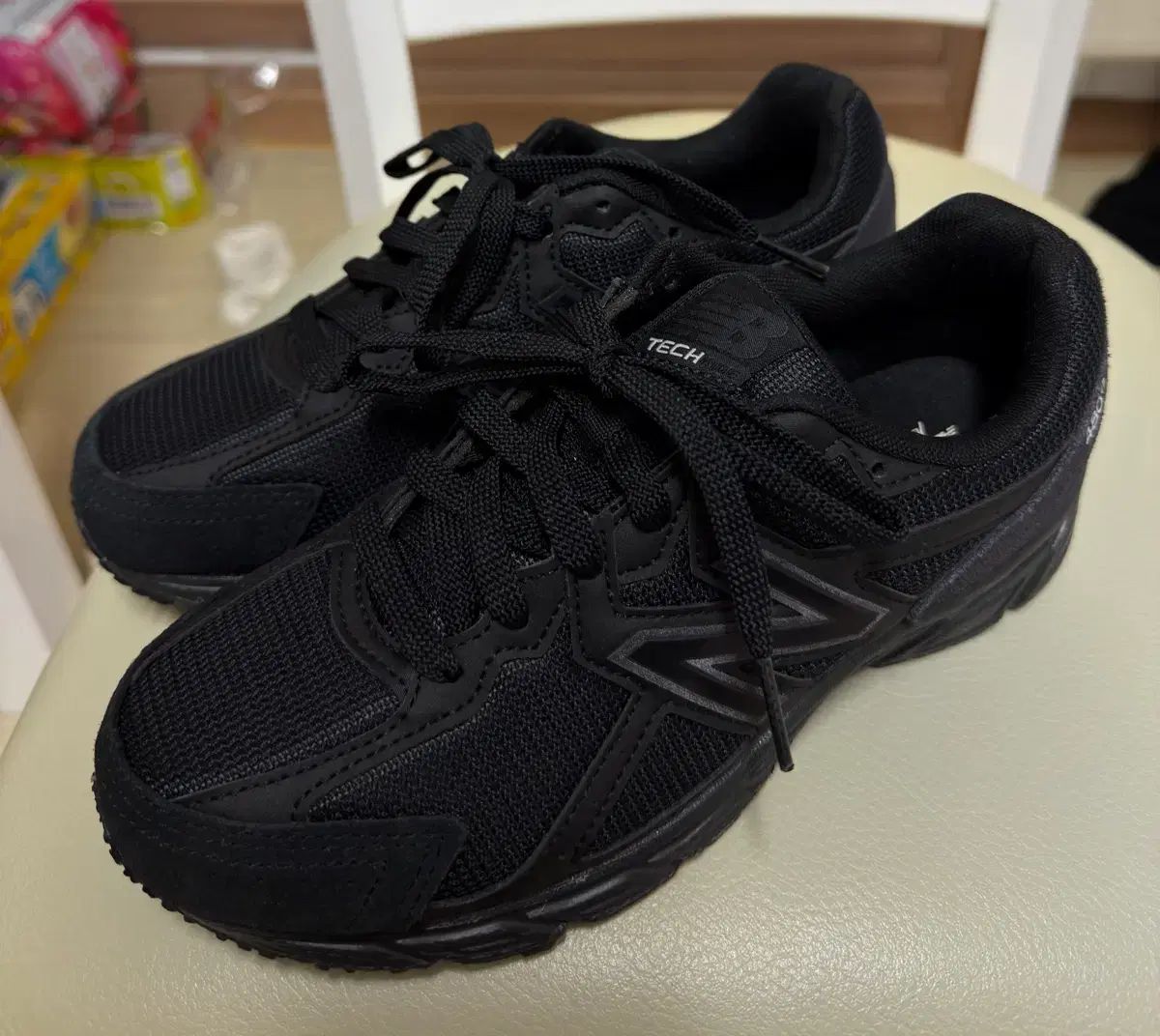新品 正規品 New Balance 480v5 ブラック 235