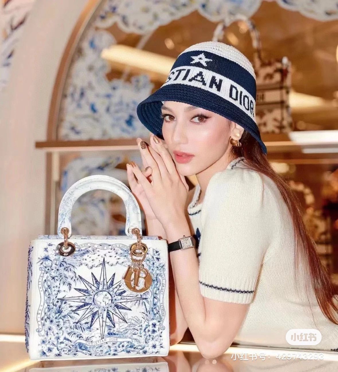 Dior（ディオール）公式コレクションのニットフィッシャーマンハット、頭囲 57cm