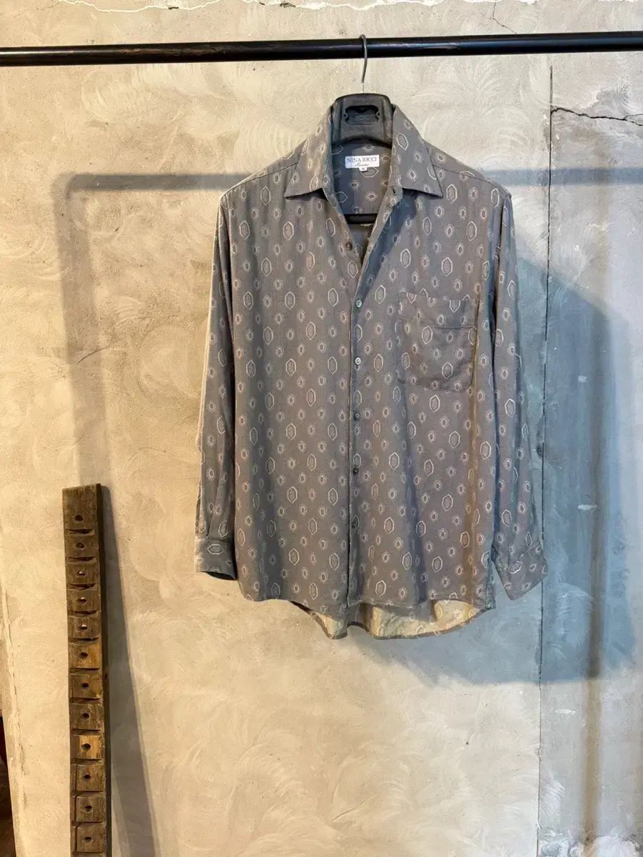 NINA RICCI(ニナリッチ) french made シャツ メンズ100