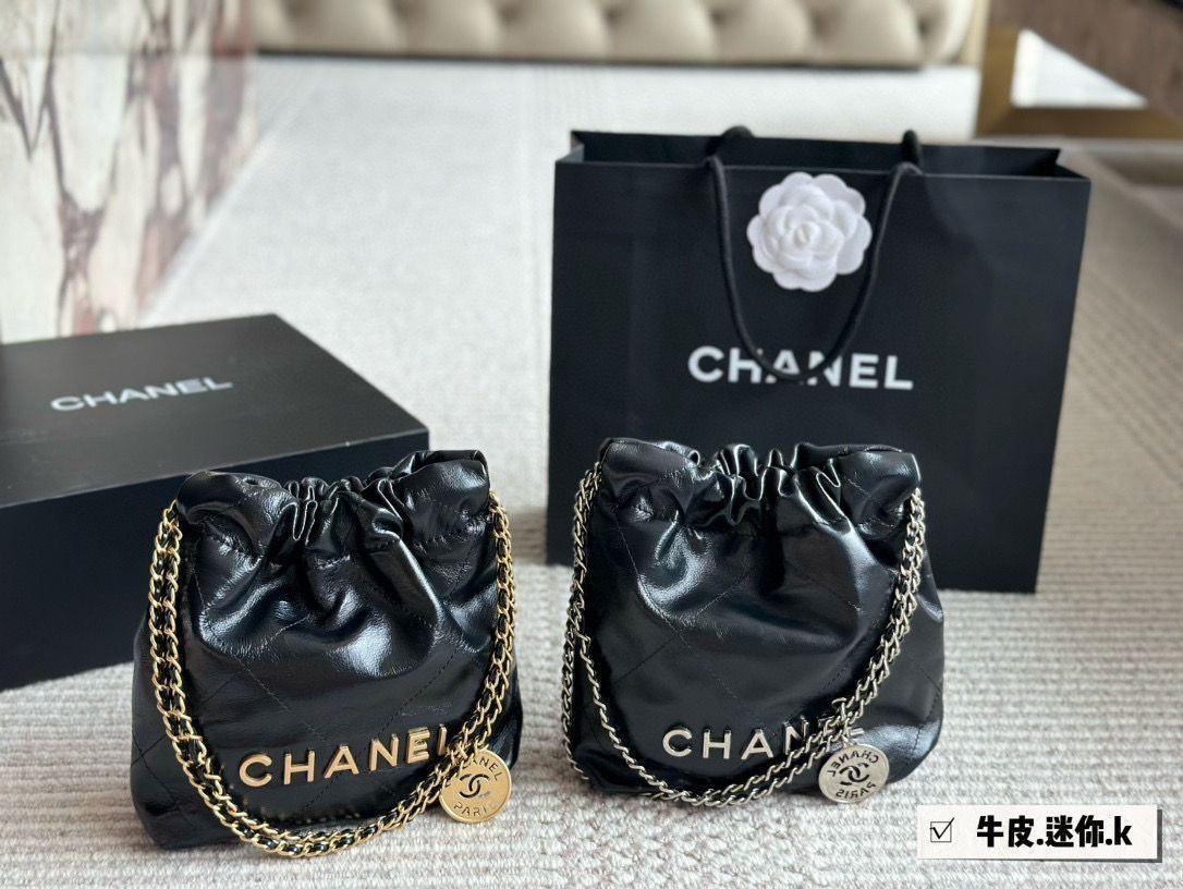 【今日特価】Chanel Mini 22 Bag ミニツツバッグ（サイズ 20×20cm）