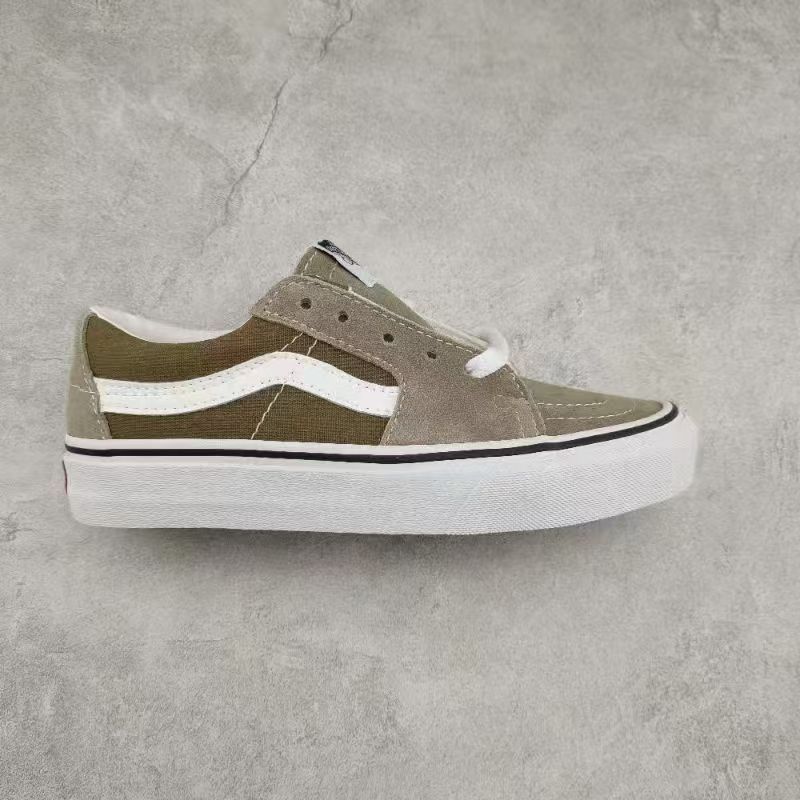 【今日特価】Vans SK8-Low 質感のグリーン & ブラウン カラーマッチング シンプルで万能なスタイル！送料無料！在庫限定のお得な価格です！