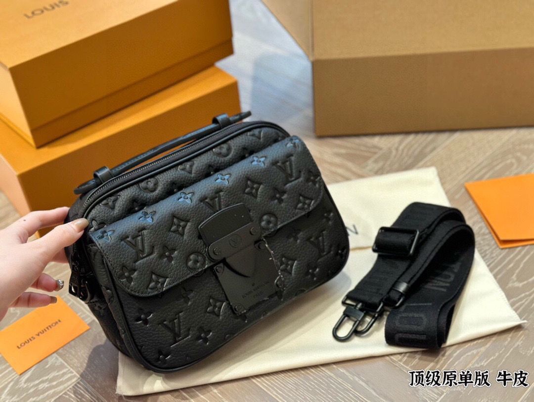 【今日特価】LV S Lock Sling ルイ・ヴィトン S Lock スリング モノグラム メンズバッグ（25×17cm）