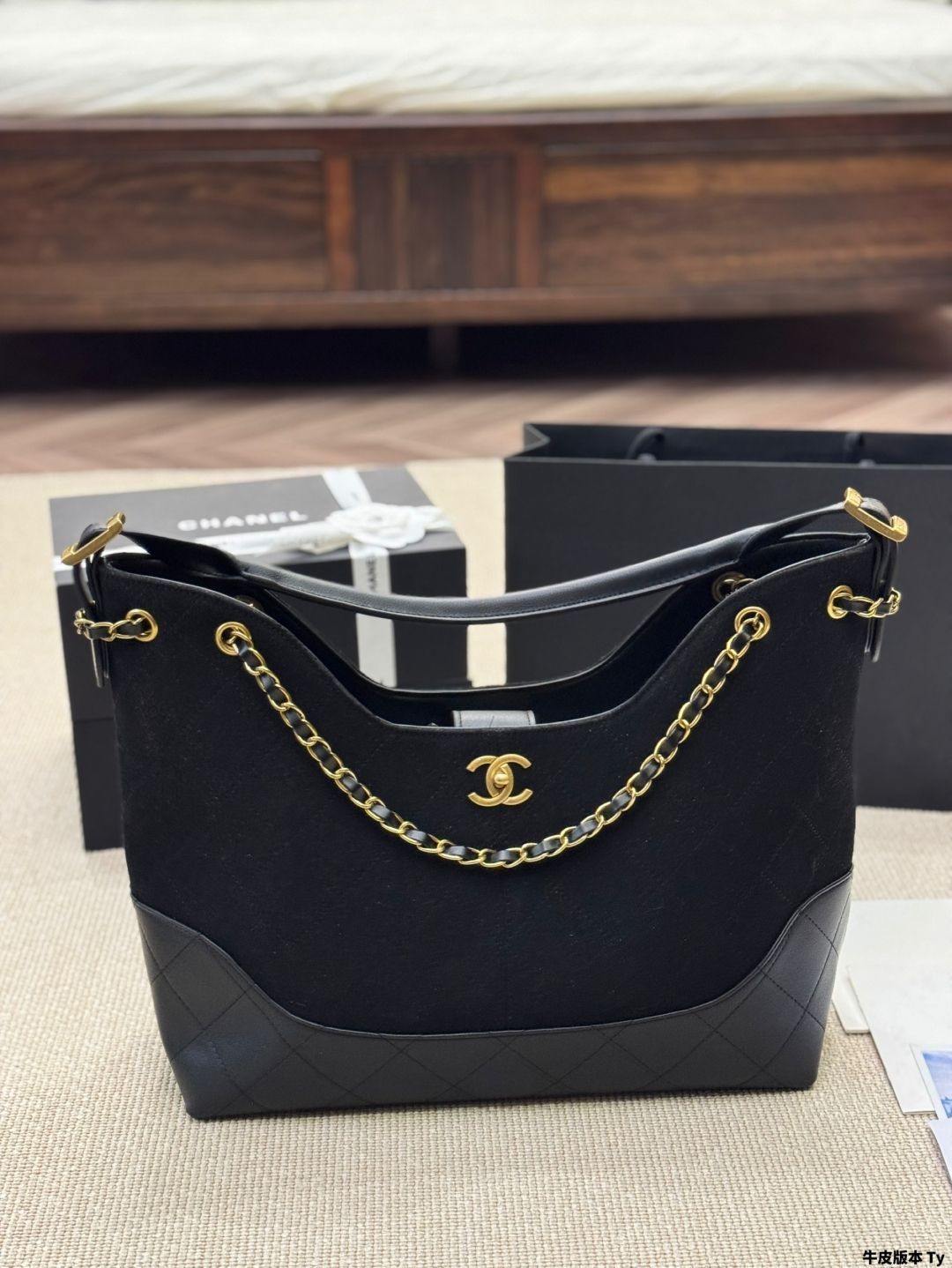 【今日特価】Vintage Chanel 25p Diamond Quilted Tote Bag（菱格菜籃子ショッピングバッグ）
