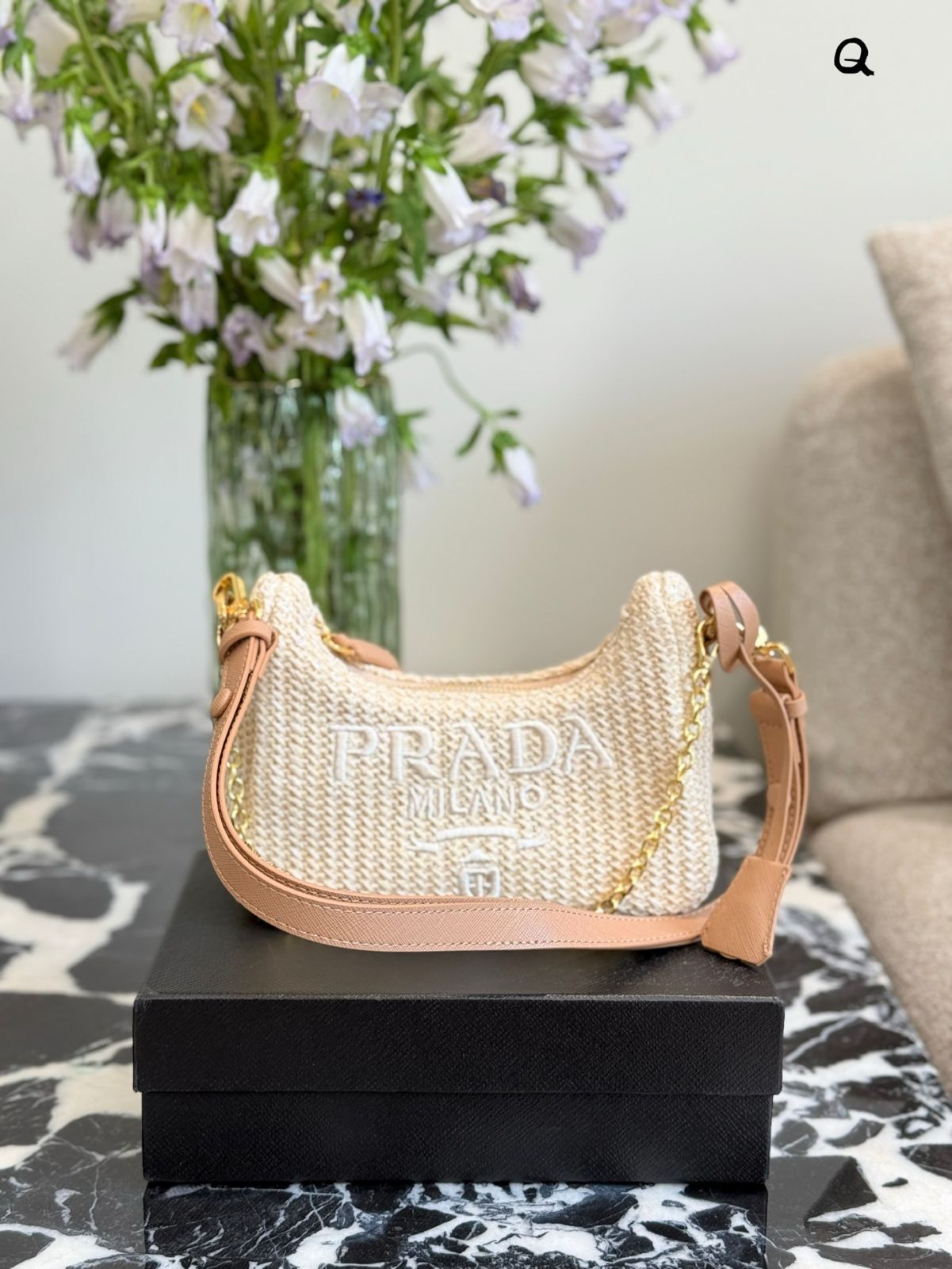 【今日特価】Prada Hobo プラダ ホボ 草編みアームバッグ（21cm）付属ボックス付き