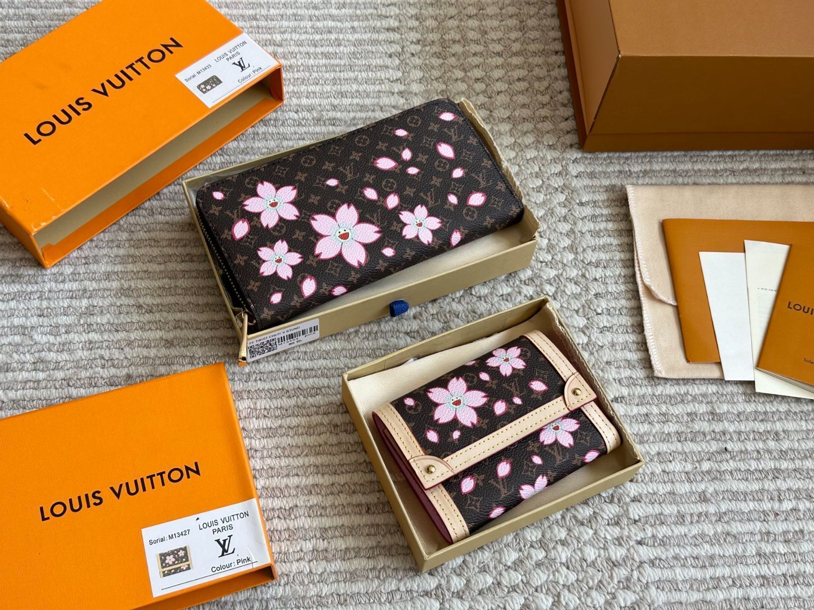 【今日特価】L Brand New Wallet - L ブランド 新作 財布