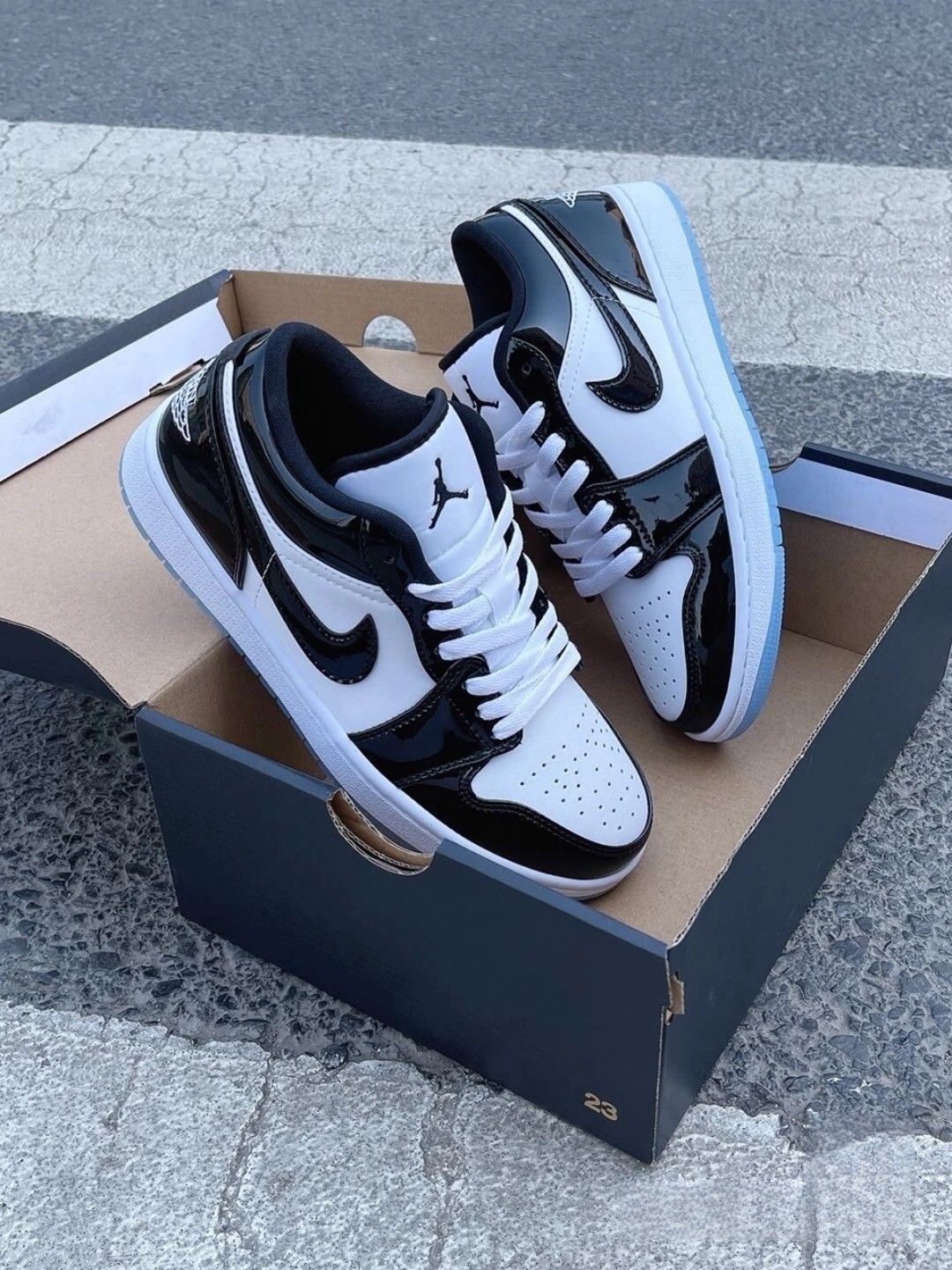 お値下げしました??即購入?? Nike Air Jordan 1 Low 