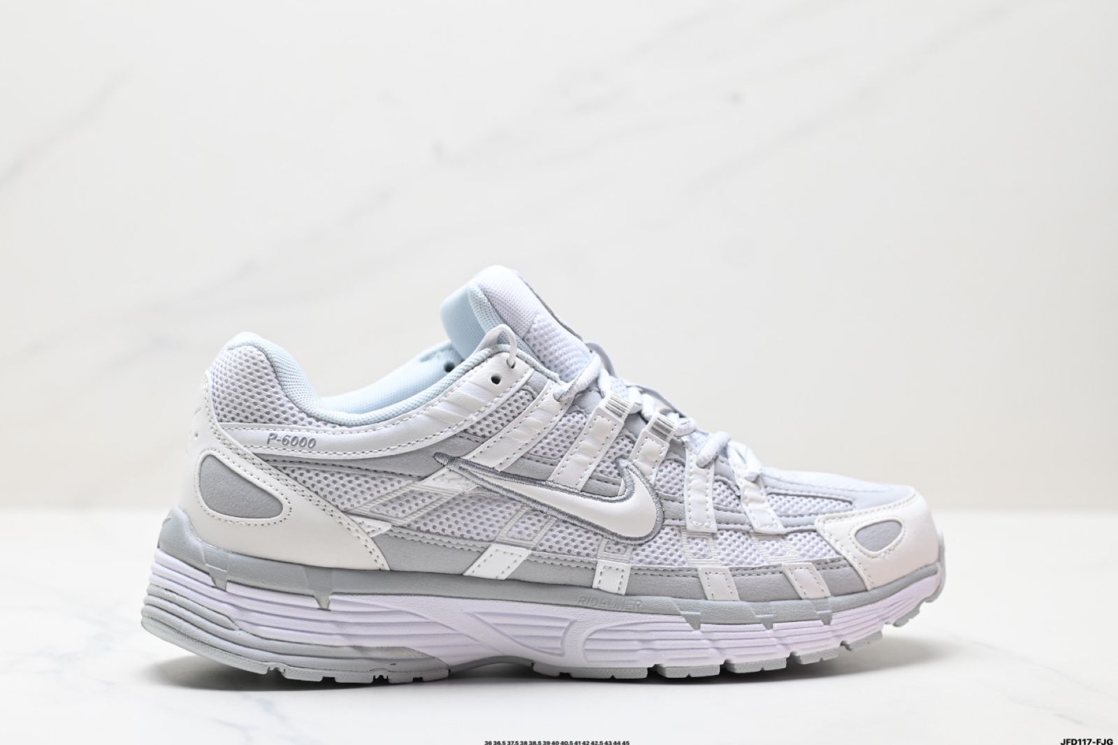 【今日特価】Nike Initiator Running スーパー人気復古ダッドランニングシューズ 送料無料 在庫限定セール価格！