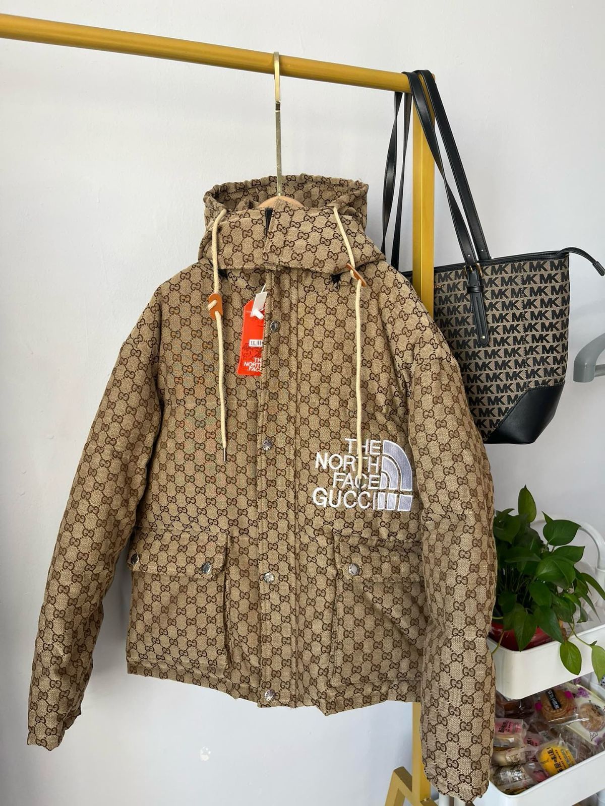 【新品未使用】The North Fac×Gucci ダウンジャケット｜本日限定特価｜新品未使用