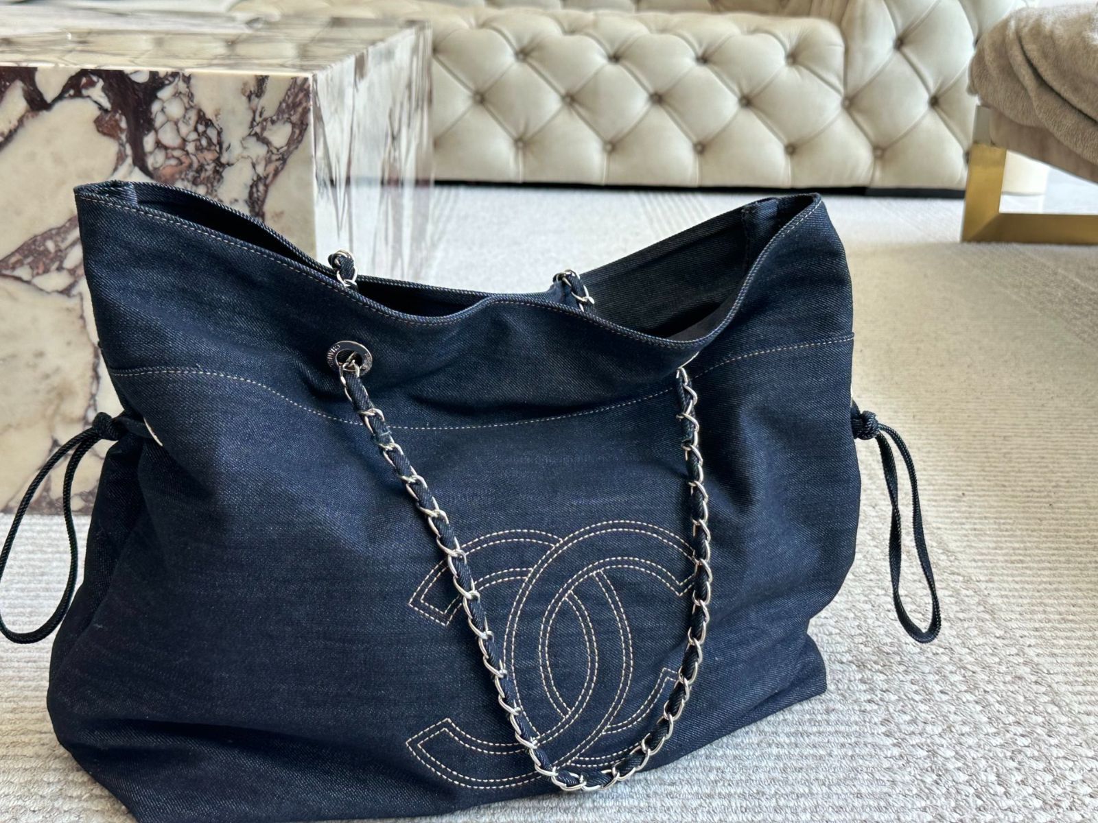 【今日特価】Chanel 2way Tote Bag / シャネル ツーウェイ トート バッグ / ハンド 両用 送料無料！在庫限定価格