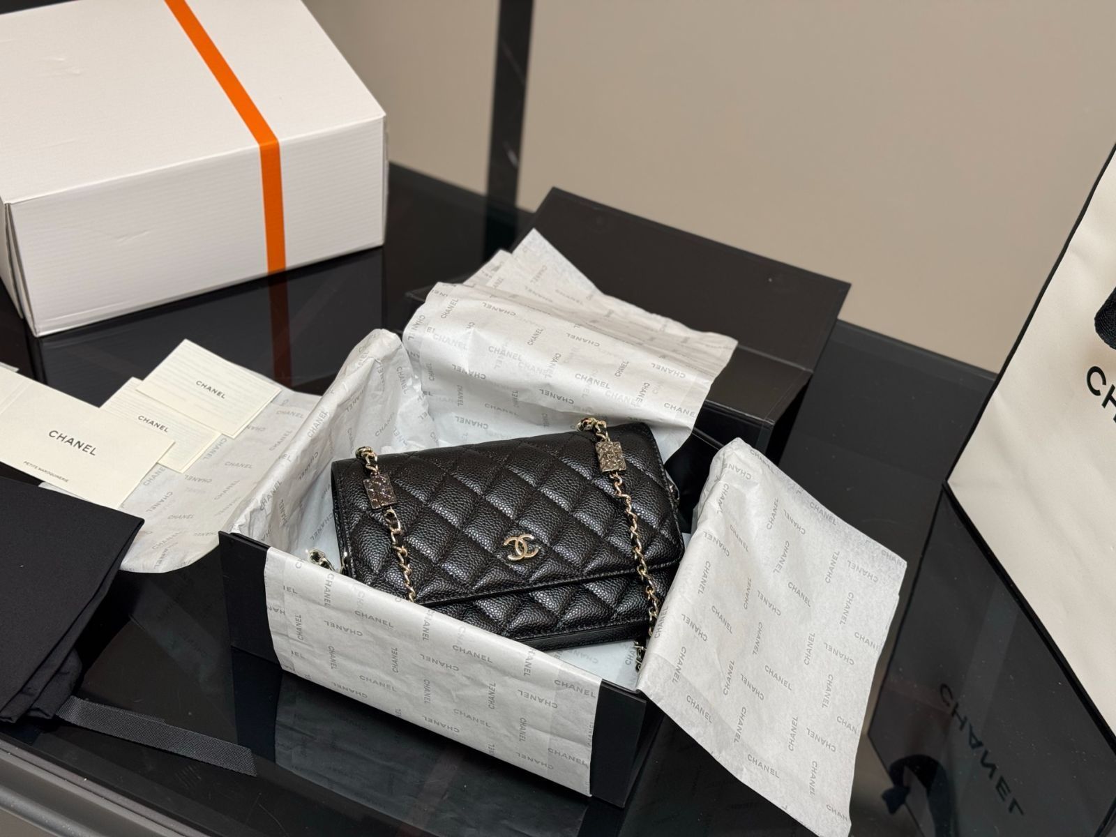 【今日特価】Chanel ウォレット オン チェーン（WOC） 19×12cm