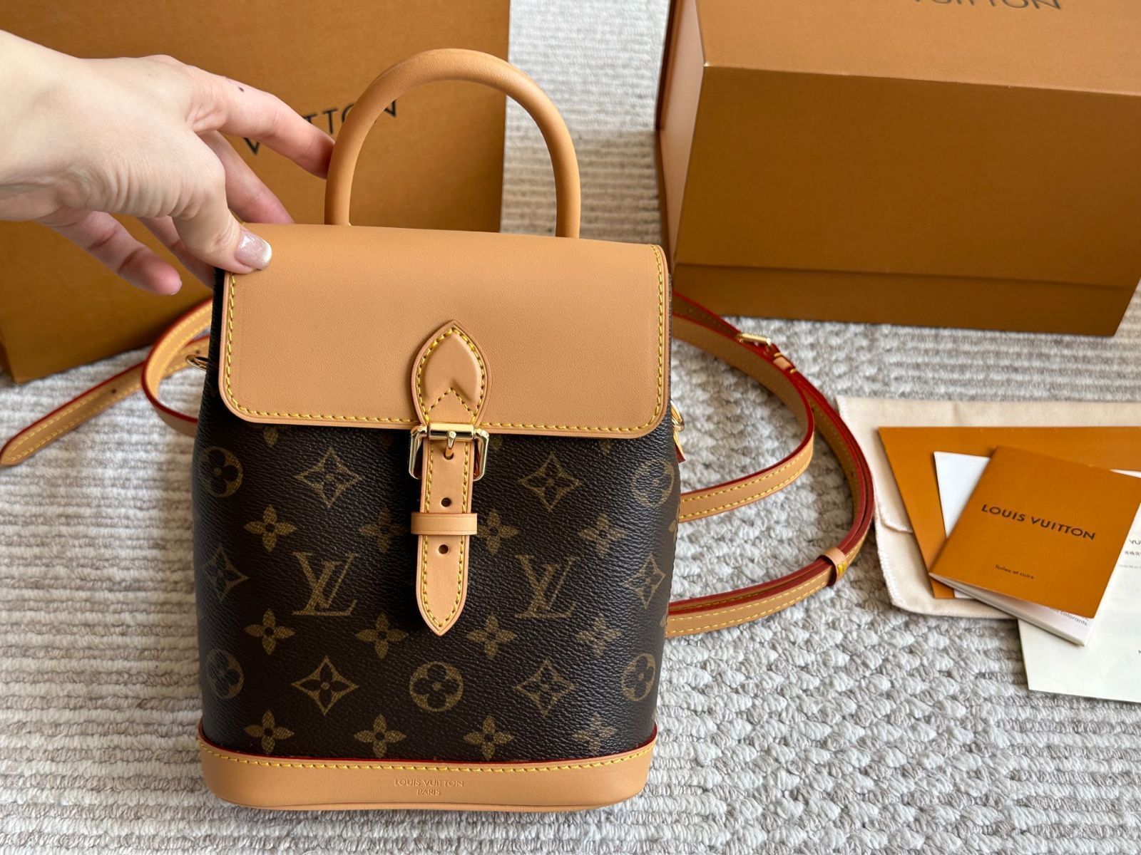 【今日特価】L Soho Monogram ダブルショルダーバッグ リプリカバージョン Size22×17cm