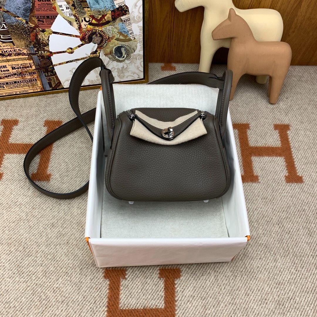 エルメス mini lindy clemence レディース ピューター グレー シルバー バックル クロスボディ バッグ｜本日限定特価｜新品未使用