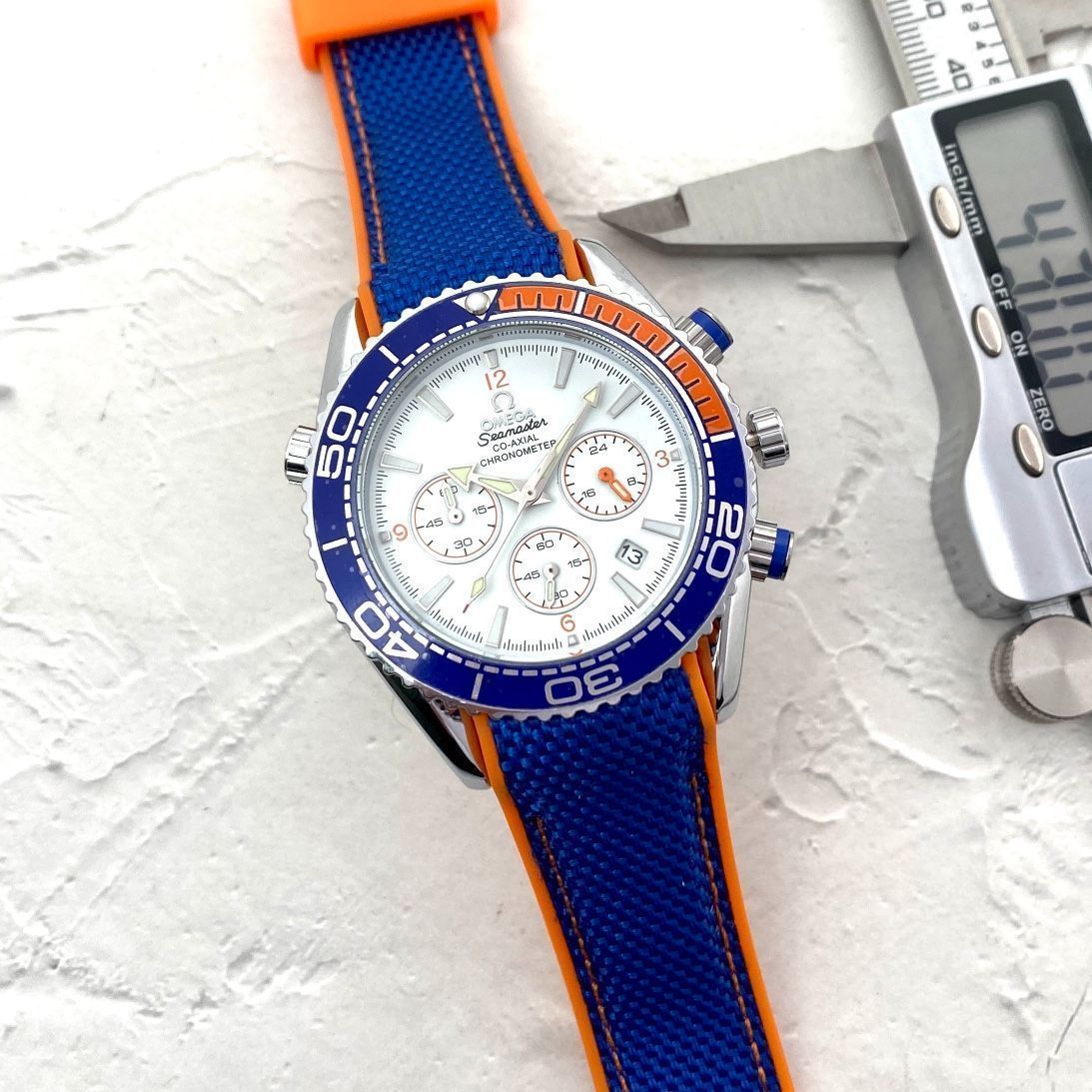 【最新作】オメガ シーマスター メンズ腕時計 40mm｜六針クオーツ×316L鋼｜強化ミネラルガラス/2WAYベルト｜送料無料｜本日限定特価｜新品未使用