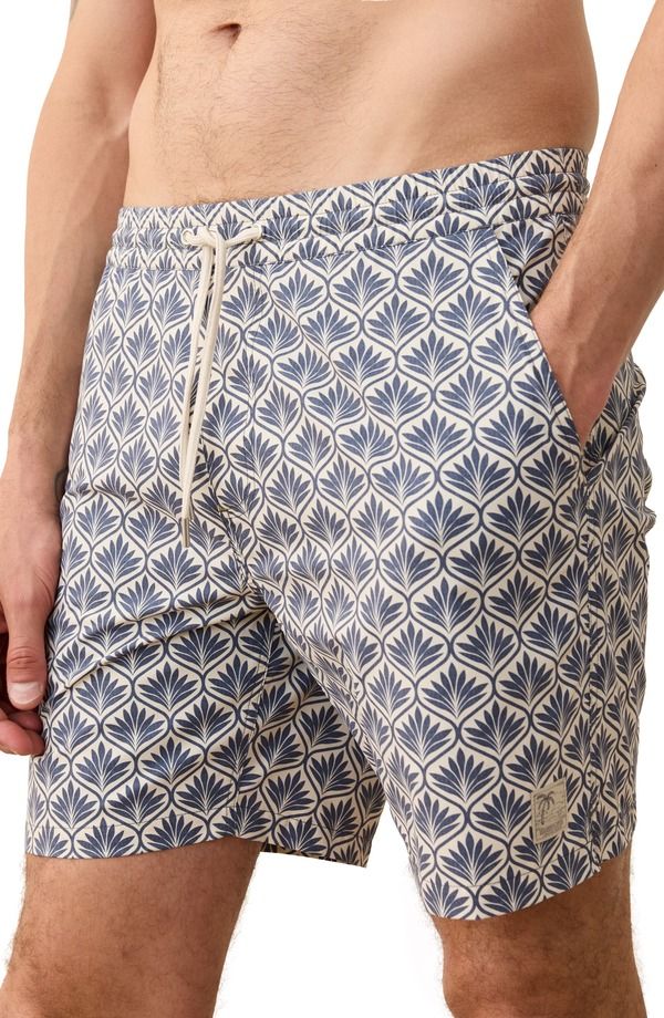 マリーン レイヤー メンズ ボトムス ハーフパンツ・ショーツ プリント Marine Layer Leaf Print 6Inch Lined Hybrid Swim Trunks India Ink