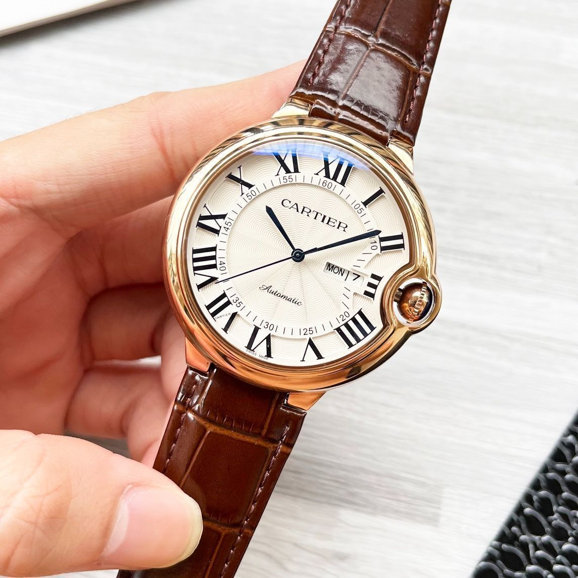 カルティエ　cartier　腕時計42mm　時計｜本日限定特価｜新品未使用