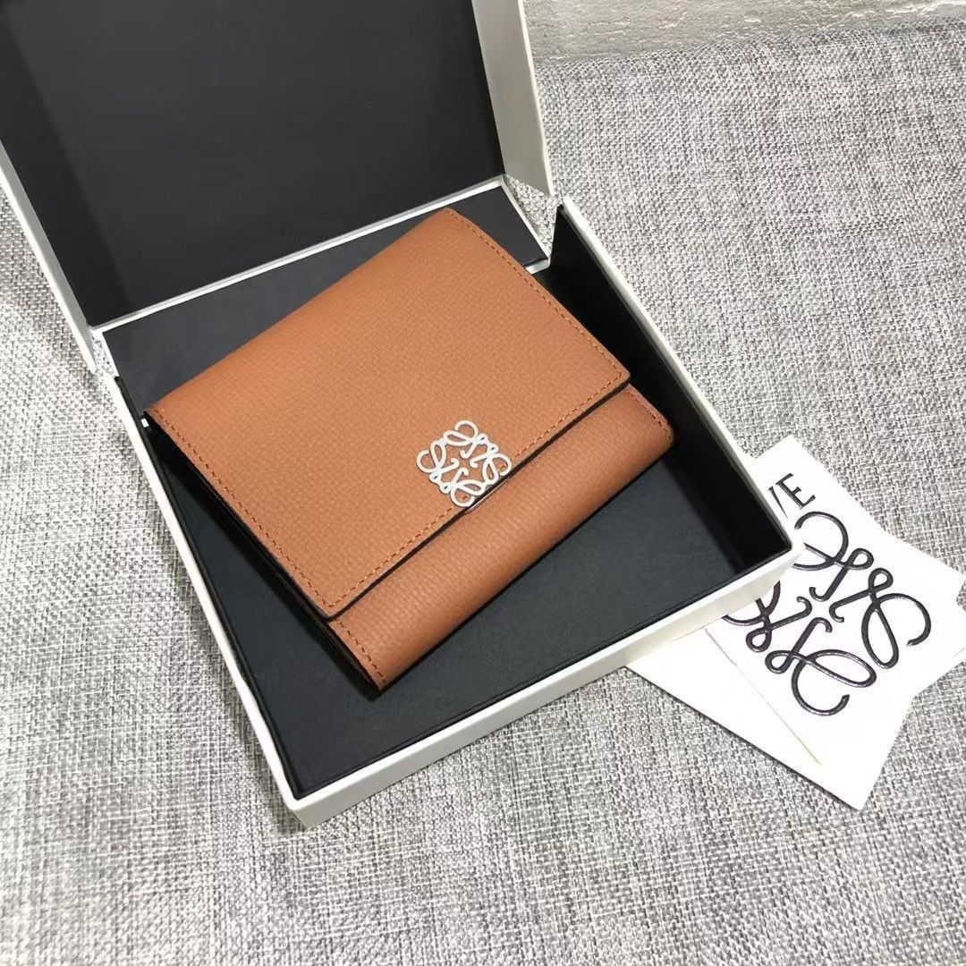 新品未使用 LOEWE財布[本日特価|新品未使用品]