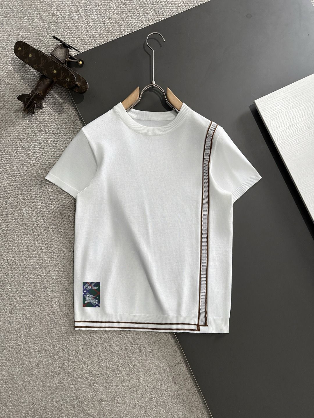 【今日特価】Men's Crew Neck Short Sleeve T-Shirt メンズクルーネック半袖 T シャツ
