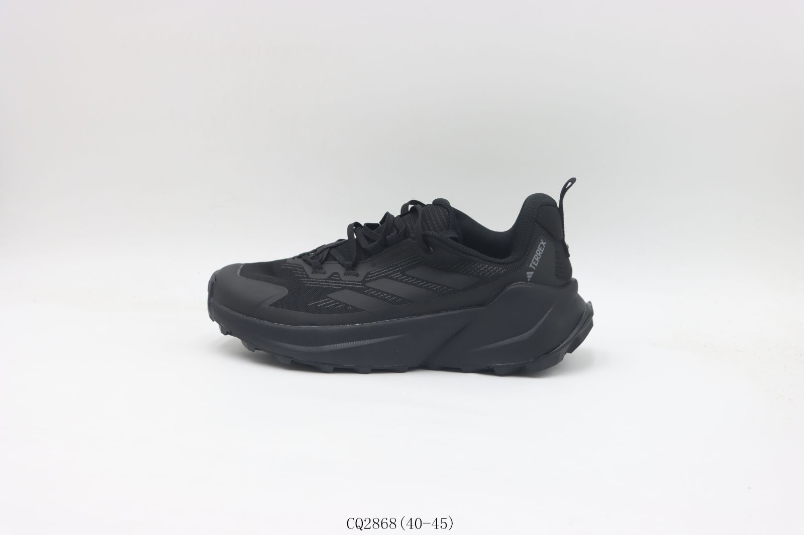 【今日特価】Adidas アディダス スポーツシューズ CQ2868 ブラック