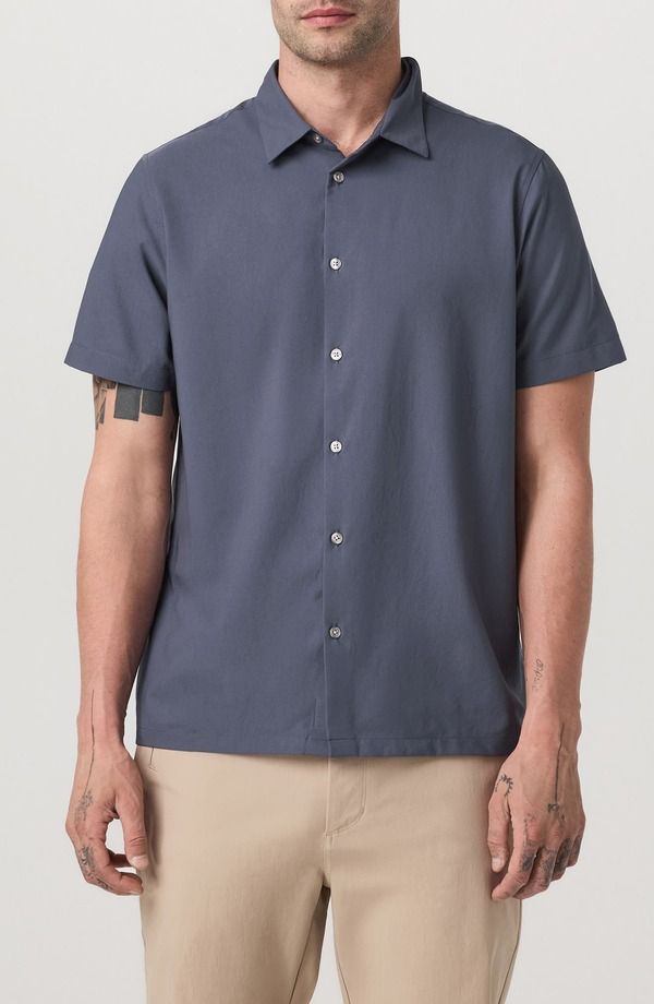 ビュオーリ メンズ トップス シャツ Vuori Manhattan Short Sleeve ButtonUp Shirt Azure