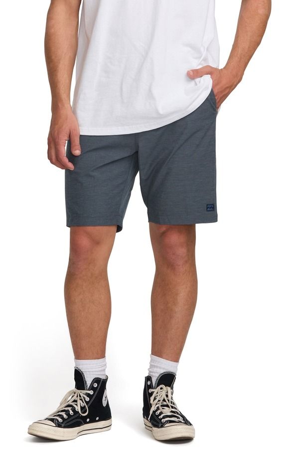 ビラボン メンズ ボトムス ハーフパンツ・ショーツ ショートパンツ Billabong Crossfire Submersible Shorts True Navy ネイビー