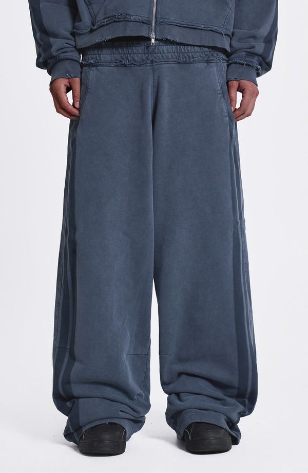 ジェーデッド メンズ ボトムス デニムパンツ スウェットパンツ コットン JADED LONDON Oversize Sporty Stripe Denim Wash Cotton Sweatpant