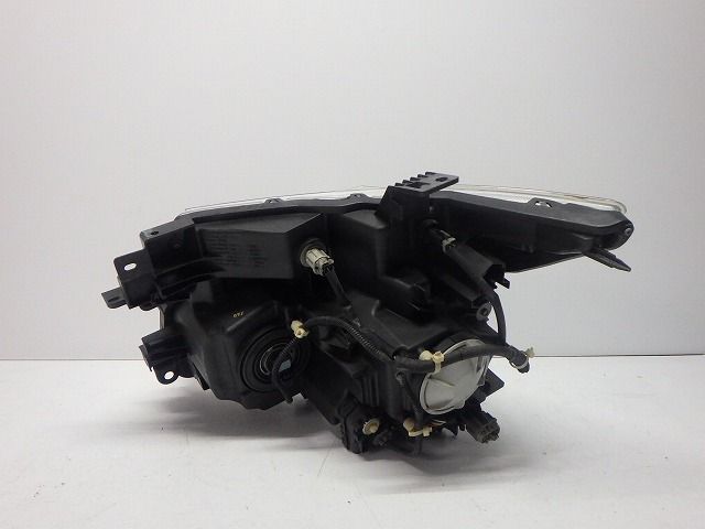 エルグランド 右ヘッドライト HID キセノン E52 PNE52 前期 100-23009
