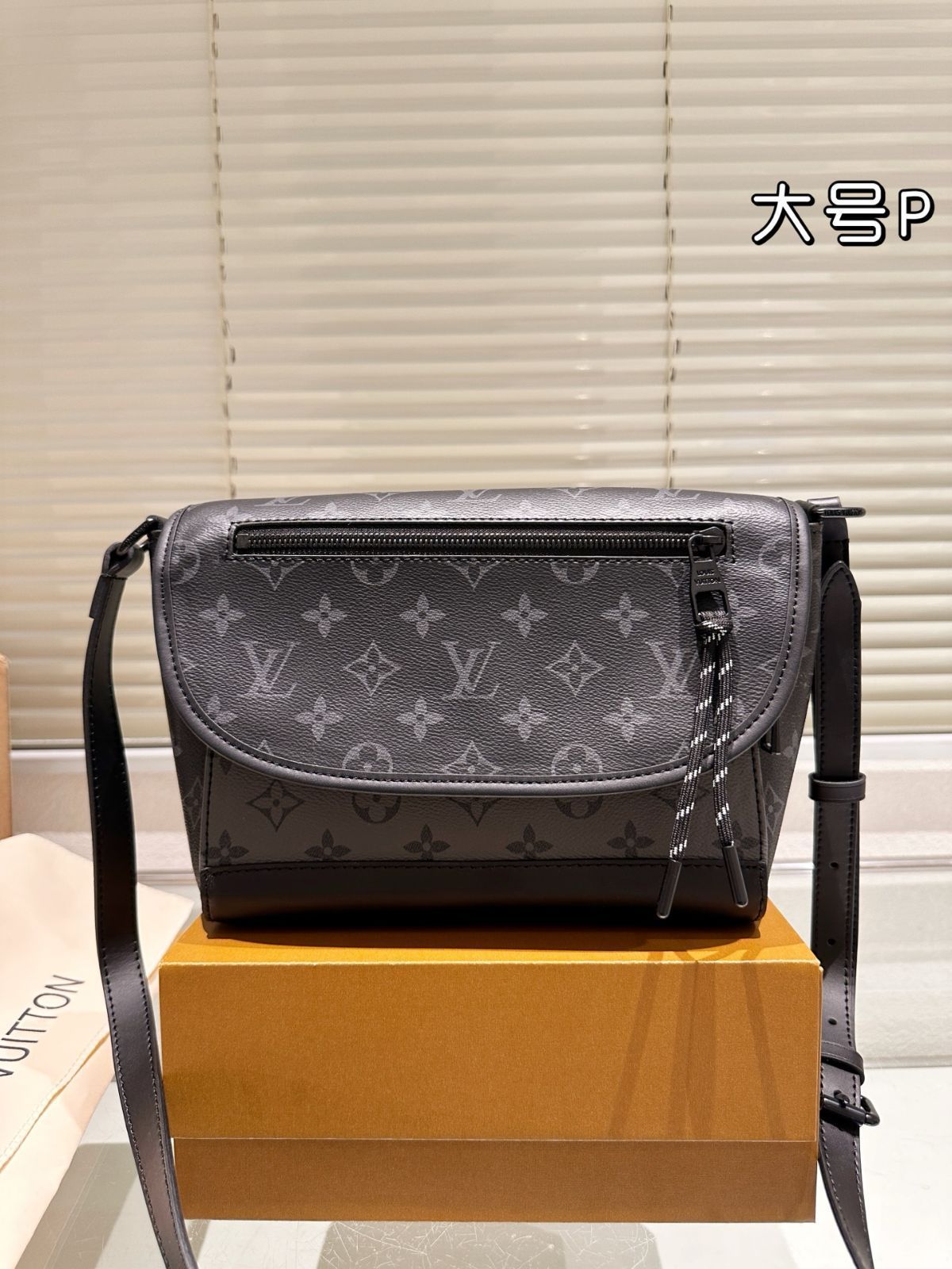 【今日特価】Louis Vuitton District PM メンズ シングルショルダーバッグ-MM輸入