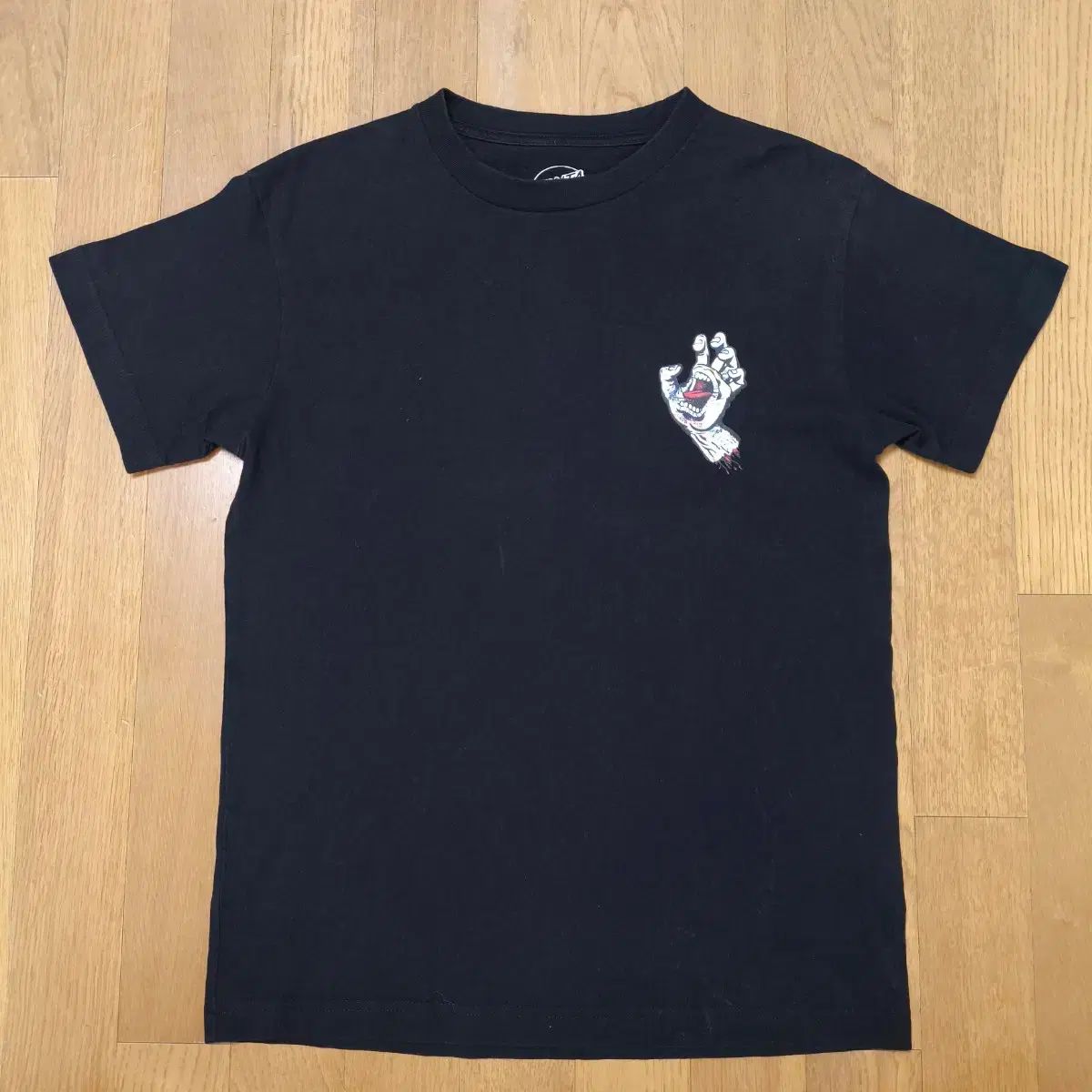 S サンタクルーズ(Santa Cruz) スクリーミングハンド Tシャツ - メルカリ