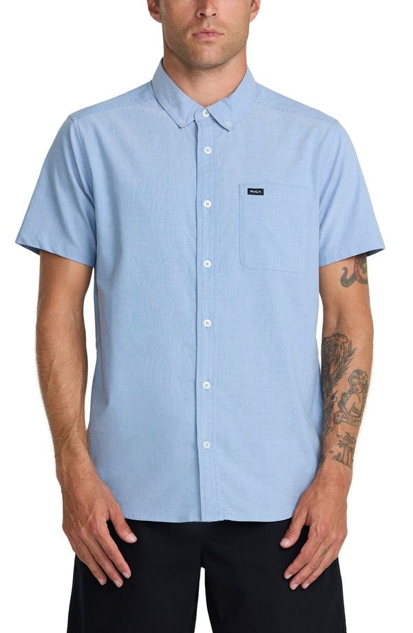 ルーカ メンズ トップス シャツ スリムフィット ダウン RVCA Thatll Do Slim Fit Solid Short Sleeve ButtonDown Shirt Oxford Blue