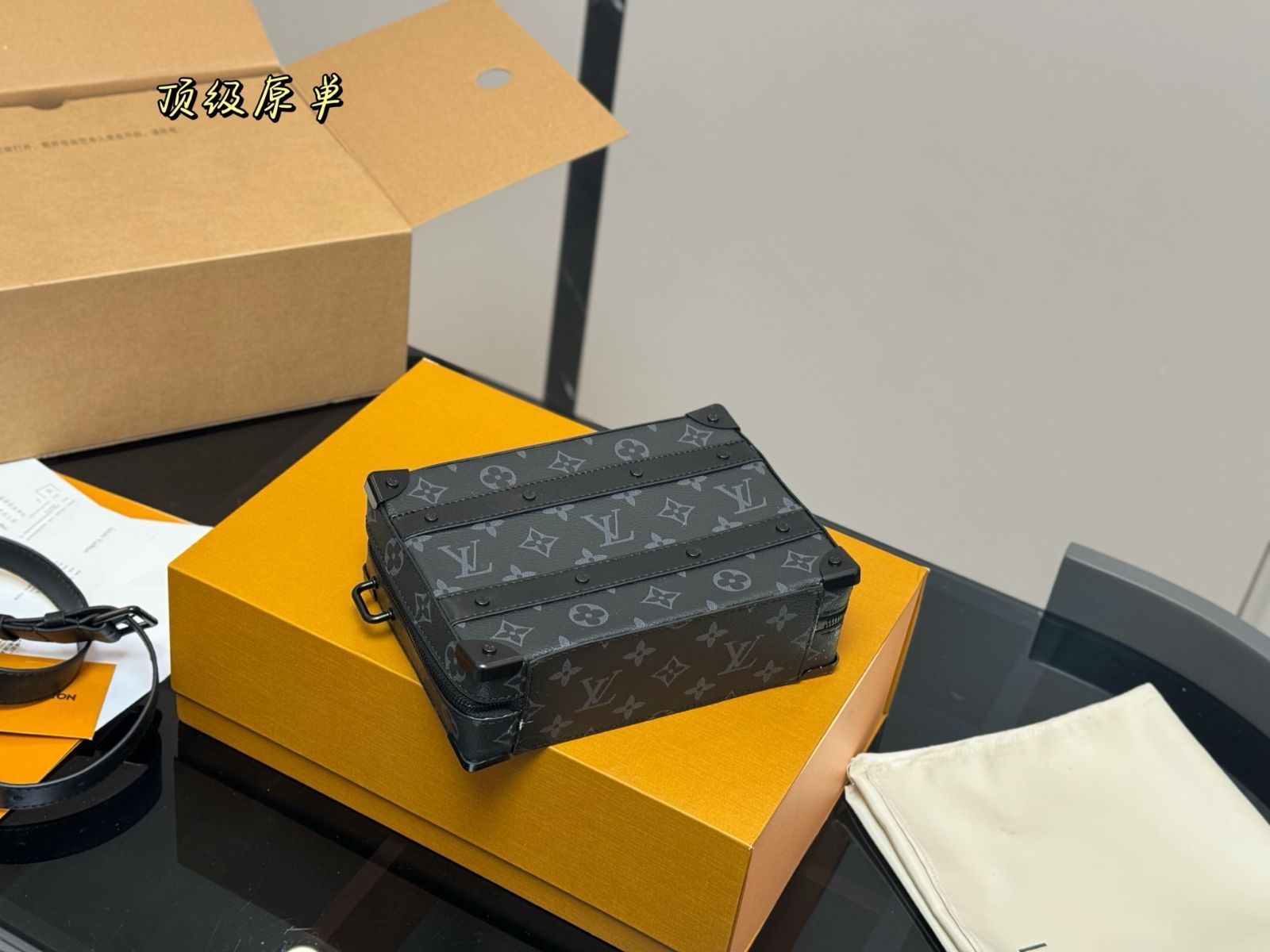 【今日特価】Louis Vuitton Men's Multi-Way Leather Bag・ルイ・ヴィトン メンズ マルチウェイ レザー バッグ-WTO輸入3