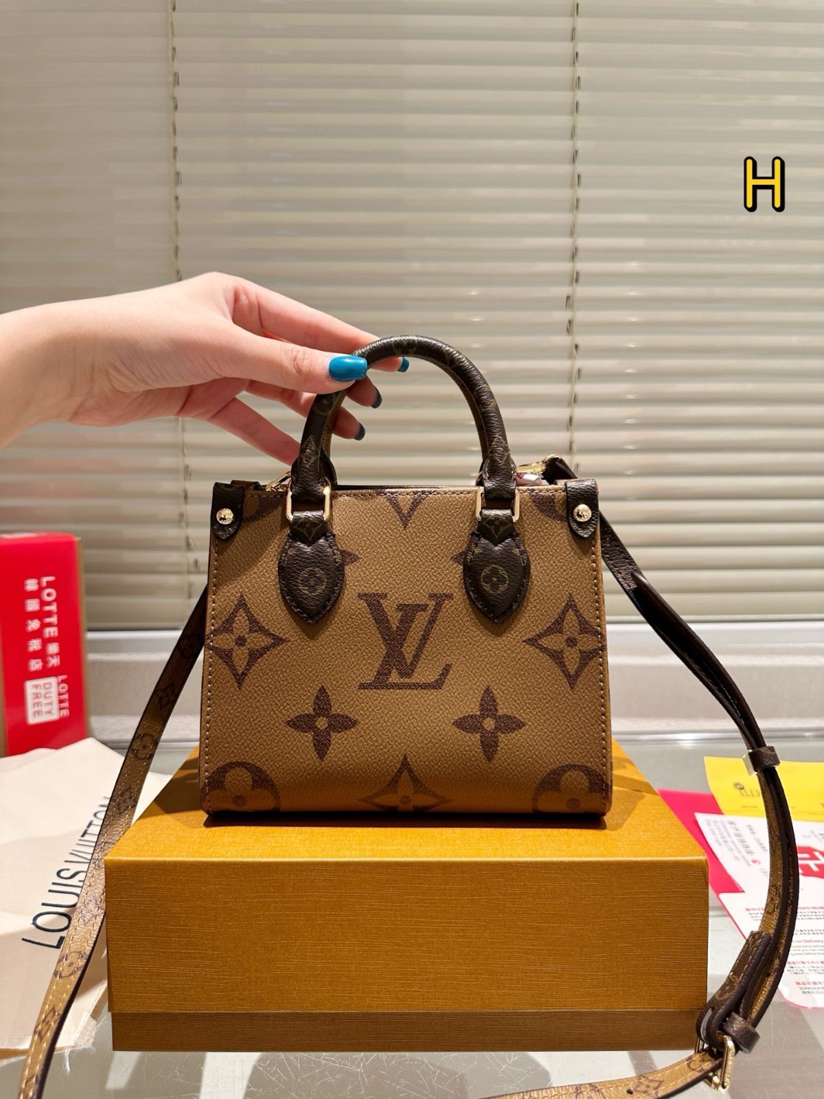 【今日特価】LV Louis Vuitton Onthego 18cm ジャングルプリント トートバッグ-WTO輸入1