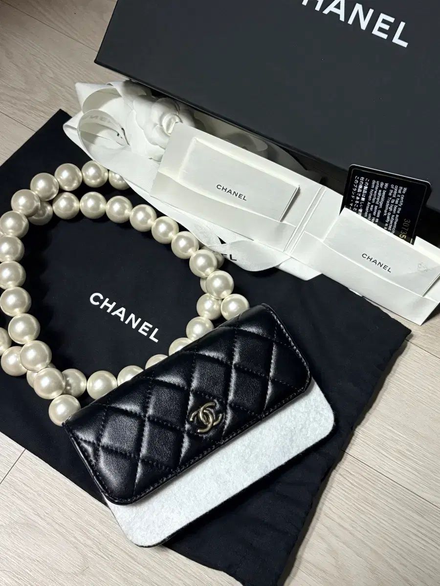 シャネル パール チェーン ミニバック ap1898 238,400円