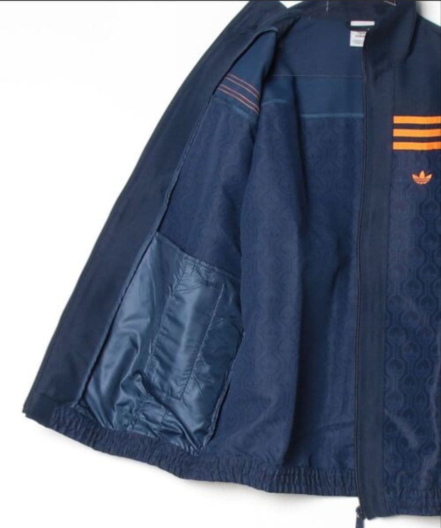 アディダス 紺青70s オーバーサイズ トラックジャケット ブルゾン 男性 