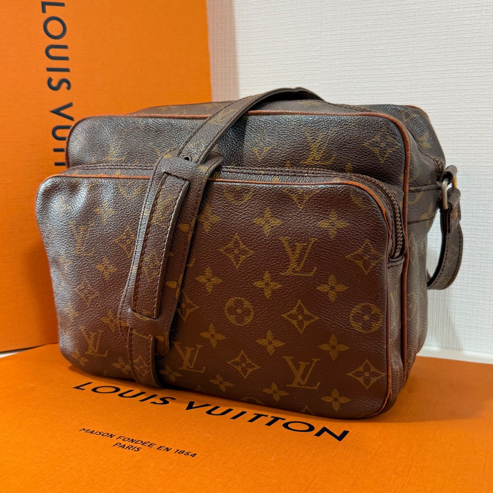LOUIS VUITTON ルイヴィトン ナイル ショルダーバッグ 美品