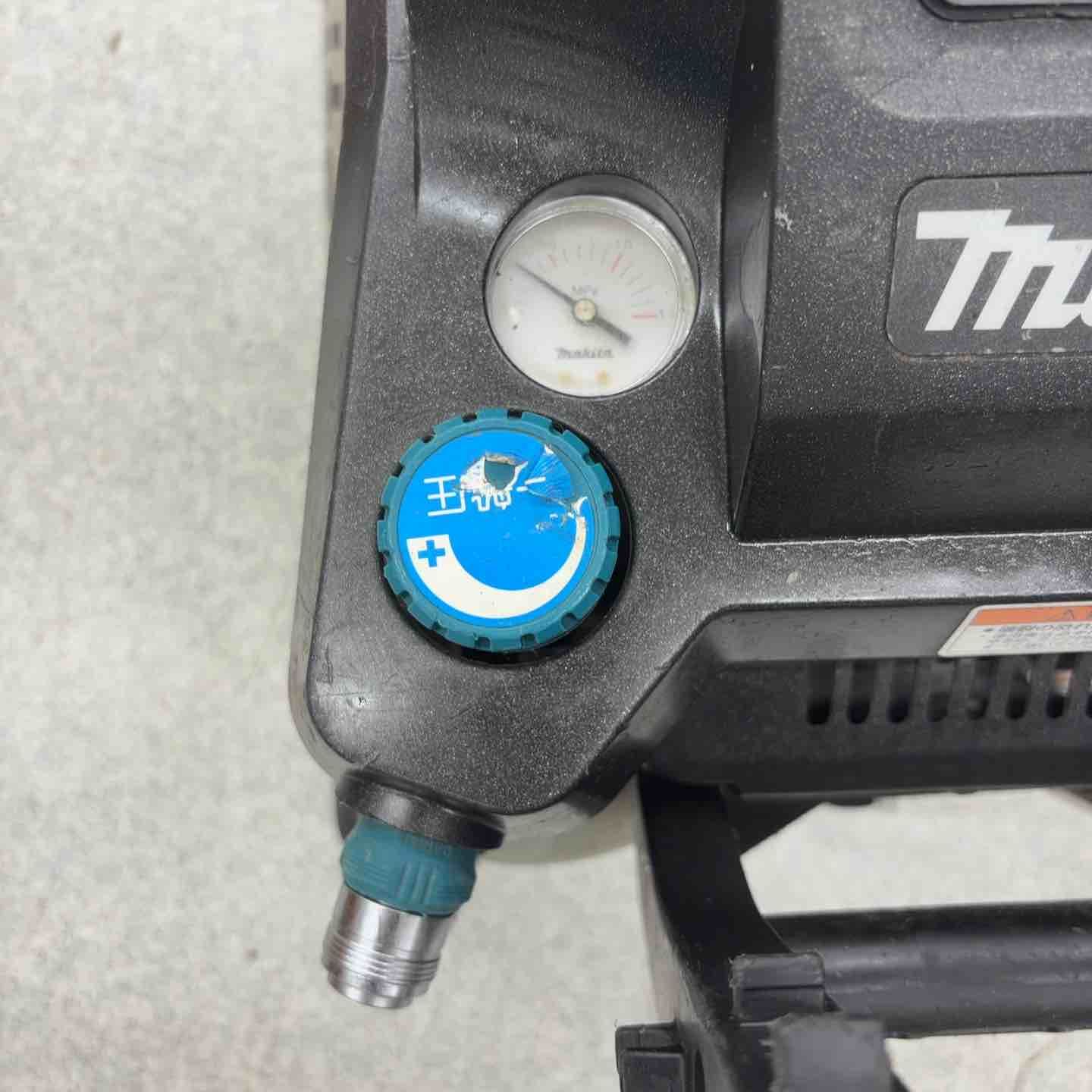 ☆マキタ(makita) エアコンプレッサー AC461XLKB【八潮店】 - メルカリ